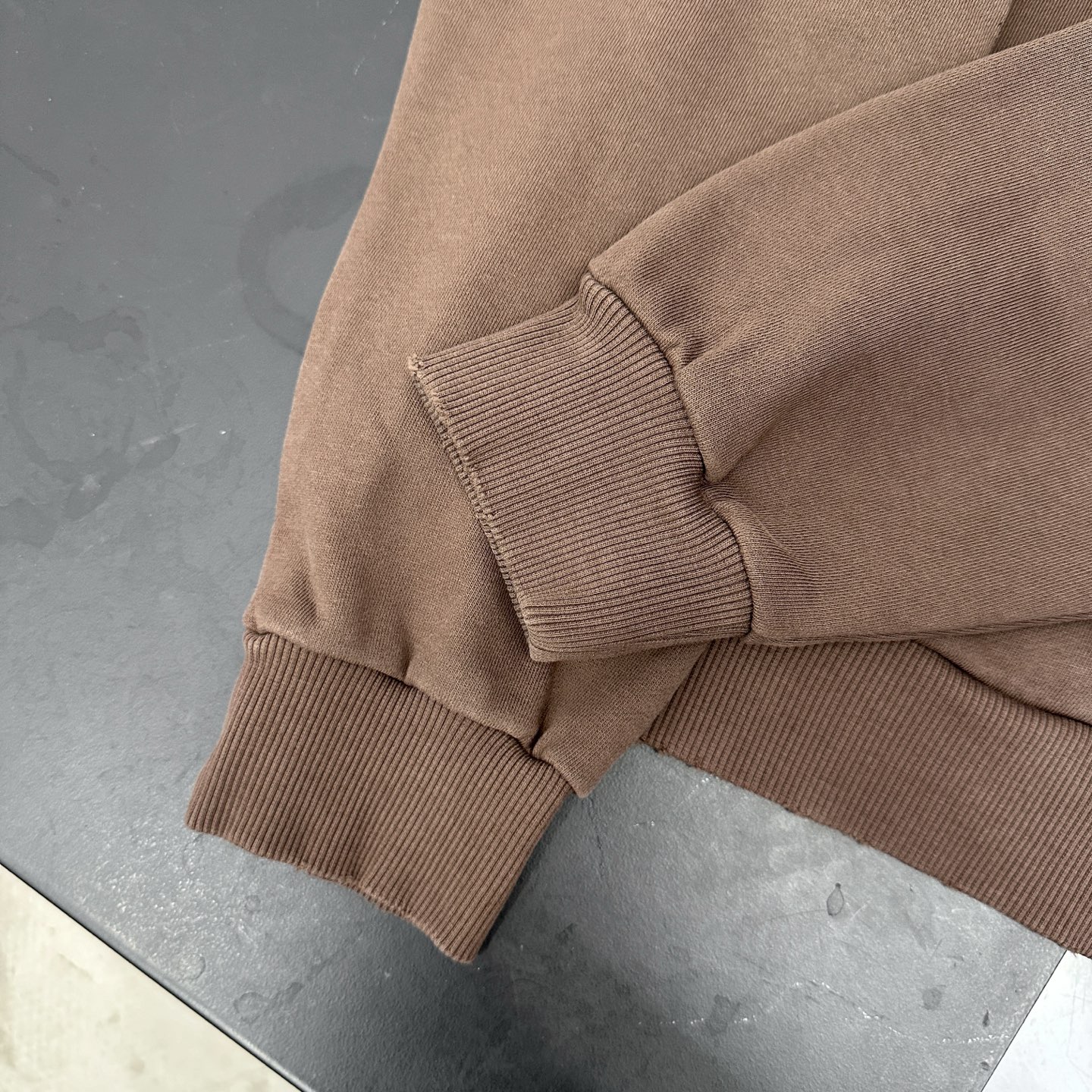 Acne ｜ 新款开衫卫衣，成衣洗水喷色吊磨工艺加对位印花，男女同款，尺码sml