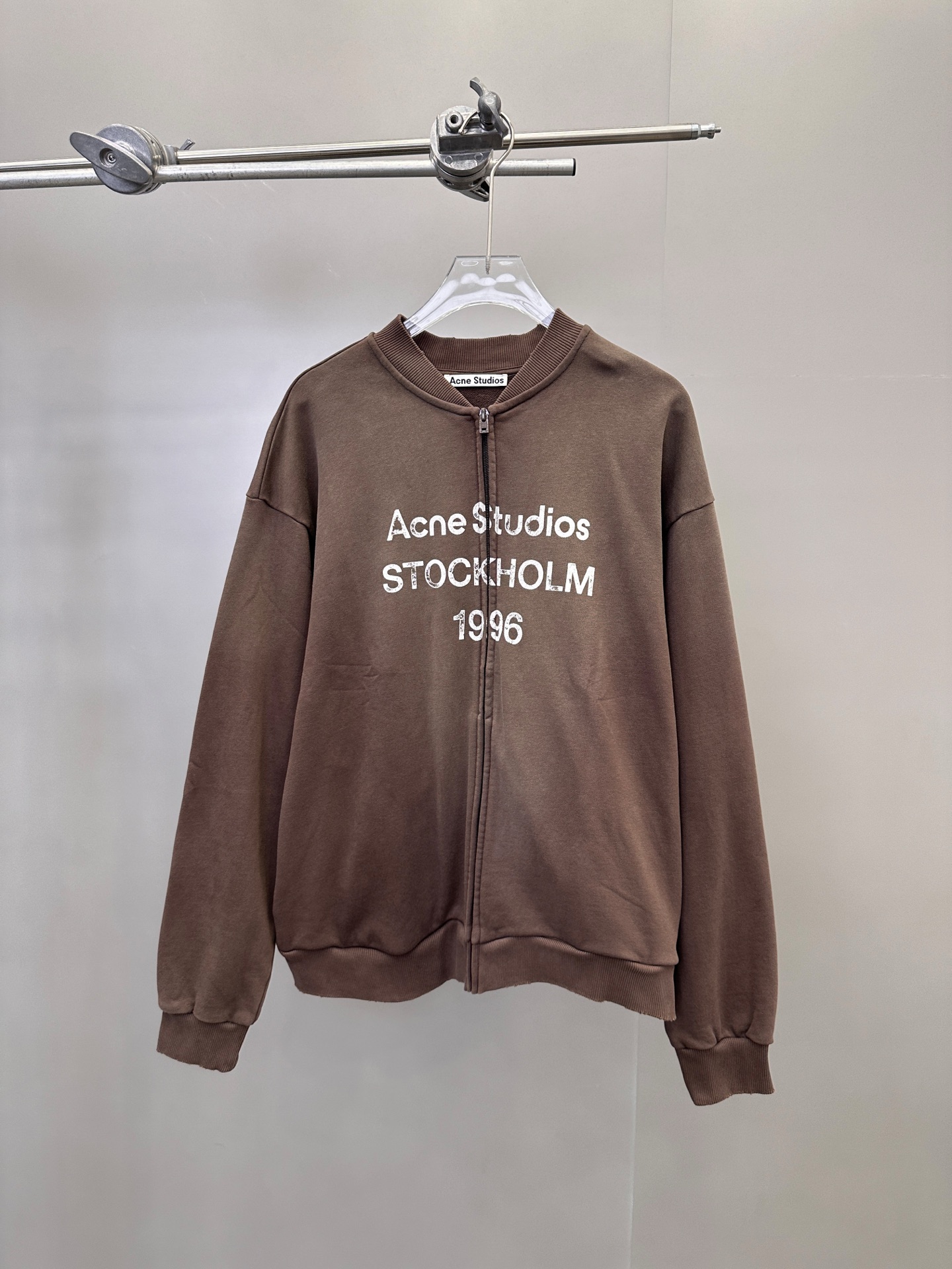 Acne ｜ 新款开衫卫衣，成衣洗水喷色吊磨工艺加对位印花，男女同款，尺码sml