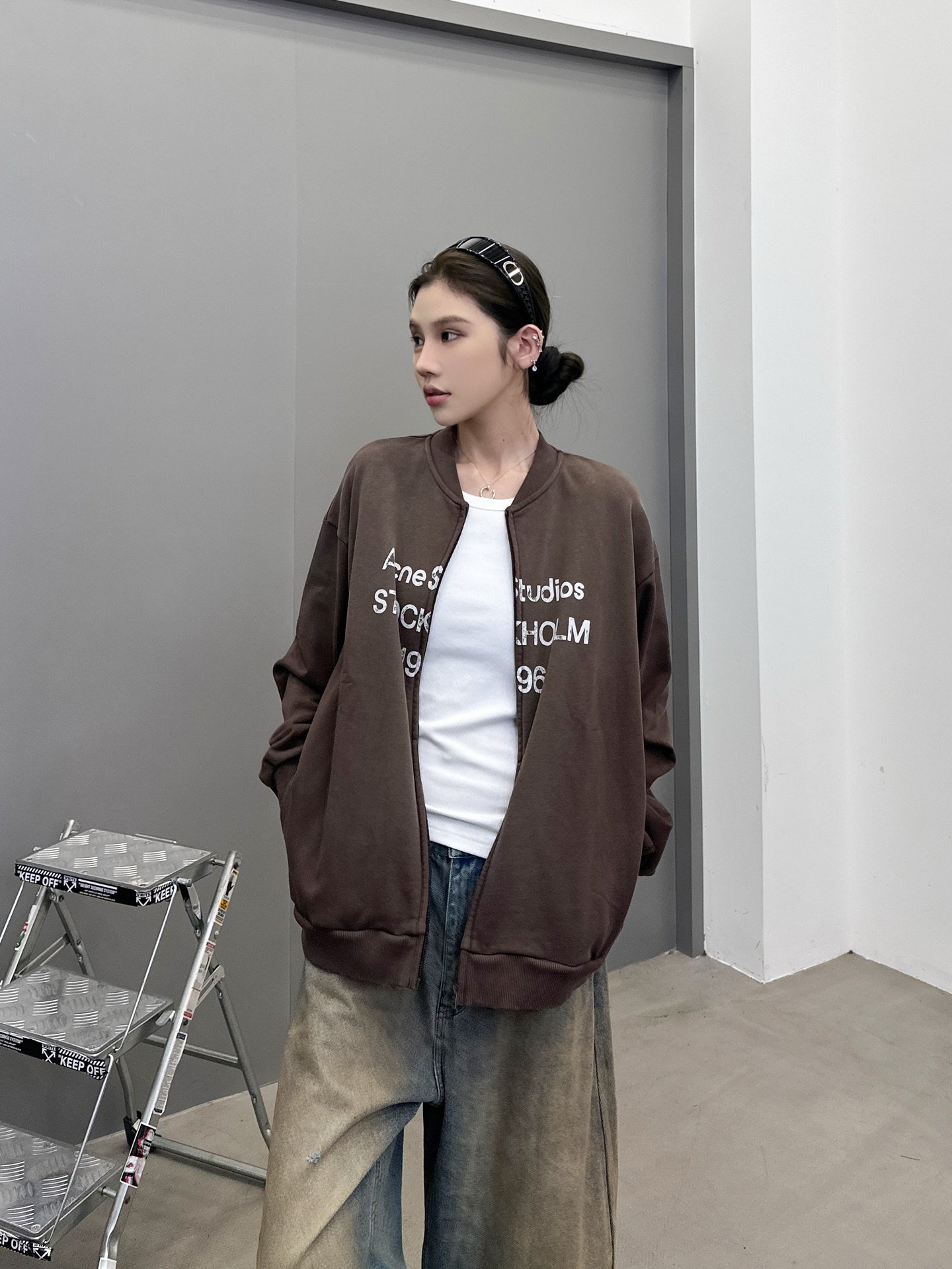 Acne ｜ 新款开衫卫衣，成衣洗水喷色吊磨工艺加对位印花，男女同款，尺码sml