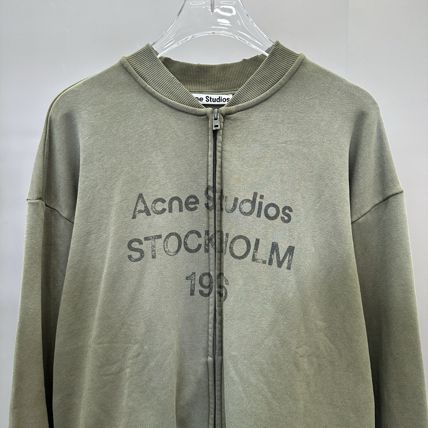 Acne ｜ 新款开衫卫衣，成衣洗水喷色吊磨工艺加对位印花，男女同款，尺码sml