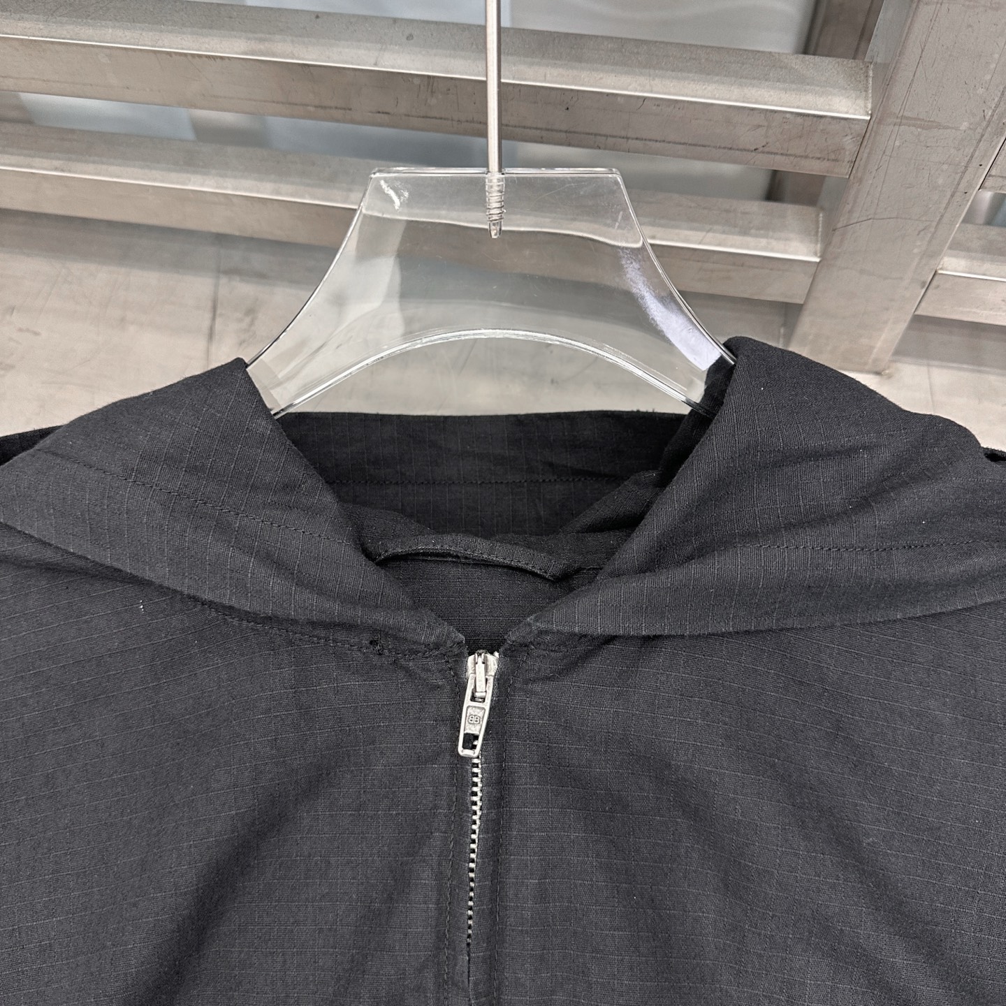 巴黎 ｜ 新款休闲外套，成衣洗水喷色工艺加经典刺绣标，100%高密棉面料，男女同款，尺码sml