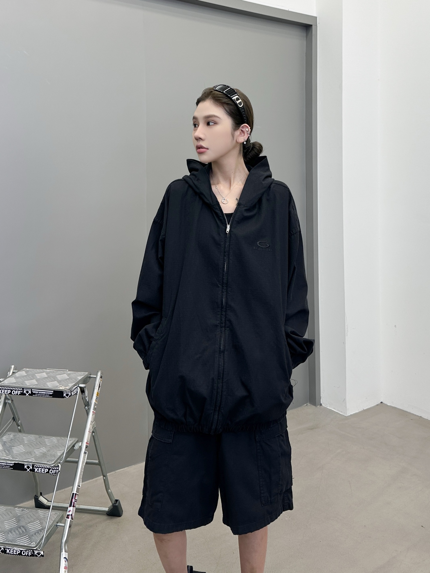 巴黎 ｜ 新款休闲外套，成衣洗水喷色工艺加经典刺绣标，100%高密棉面料，男女同款，尺码sml