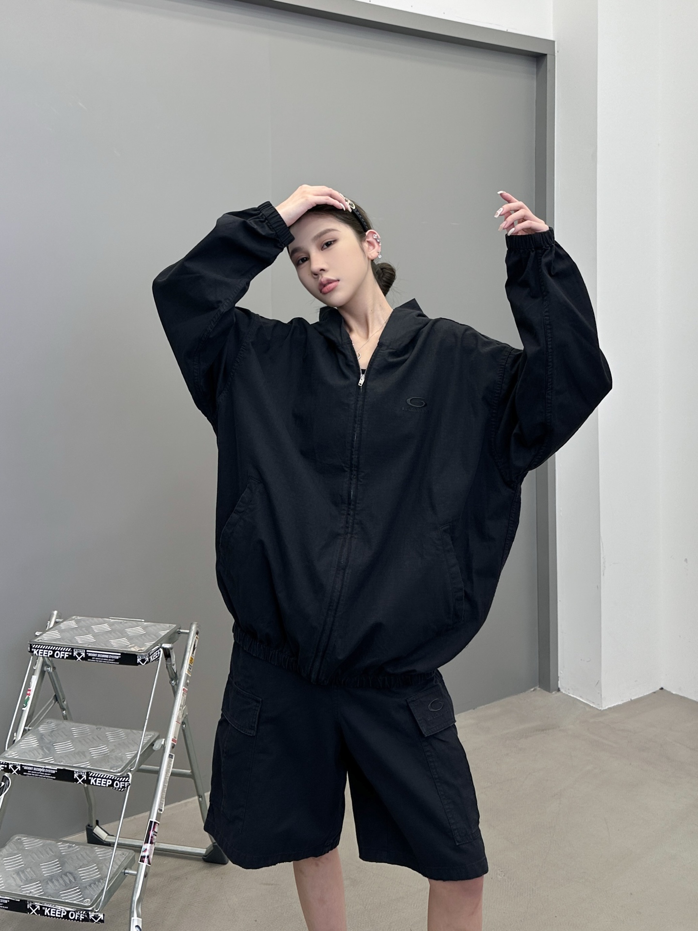 巴黎 ｜ 新款休闲外套，成衣洗水喷色工艺加经典刺绣标，100%高密棉面料，男女同款，尺码sml