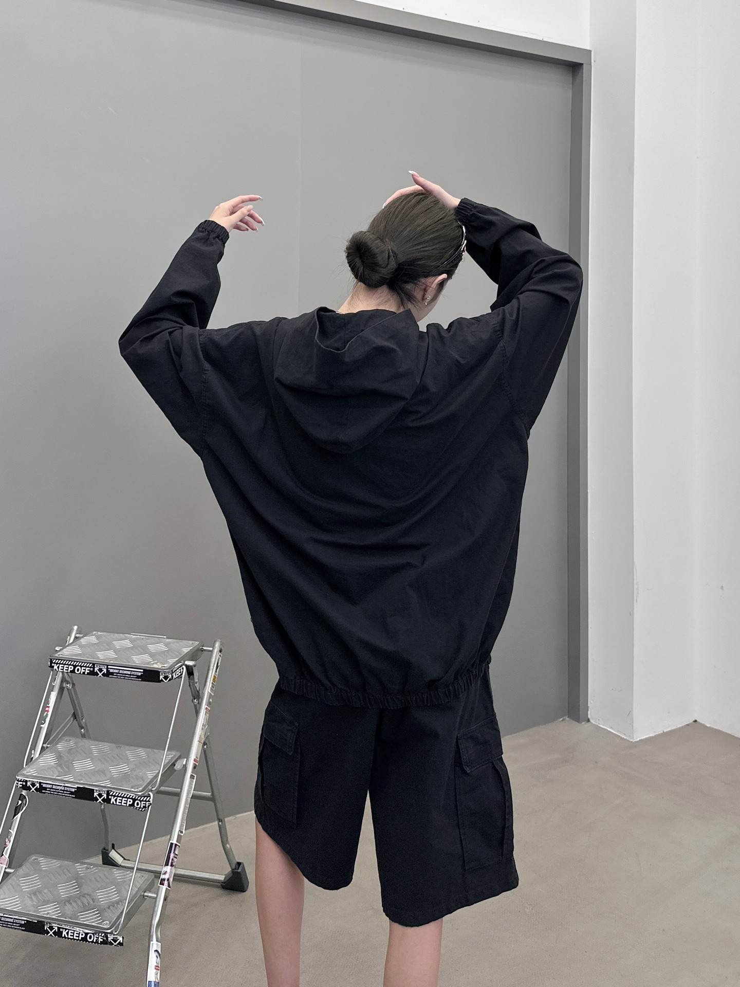 巴黎 ｜ 新款休闲外套，成衣洗水喷色工艺加经典刺绣标，100%高密棉面料，男女同款，尺码sml