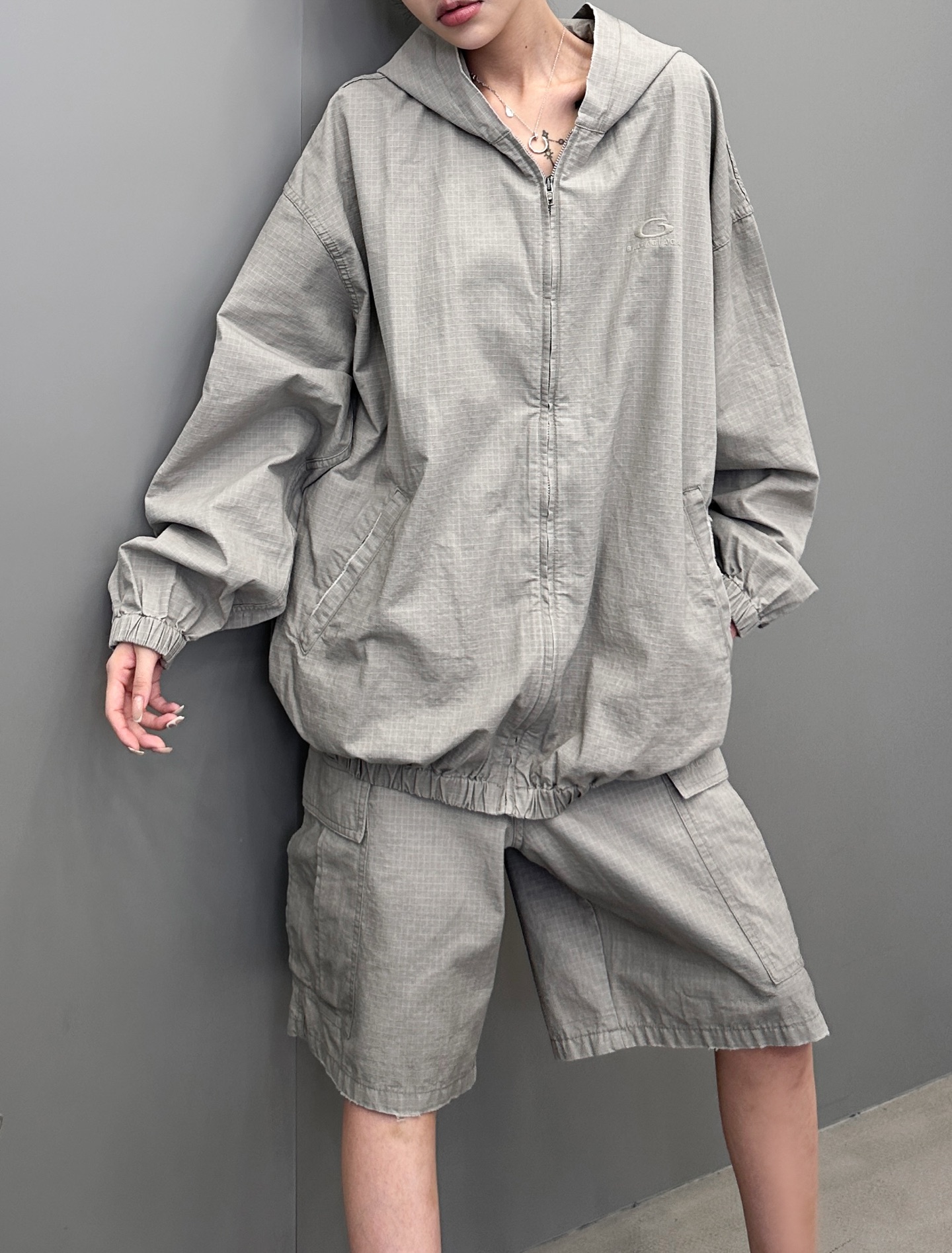 巴黎 ｜ 新款休闲外套，成衣洗水喷色工艺加经典刺绣标，100%高密棉面料，男女同款，尺码sml