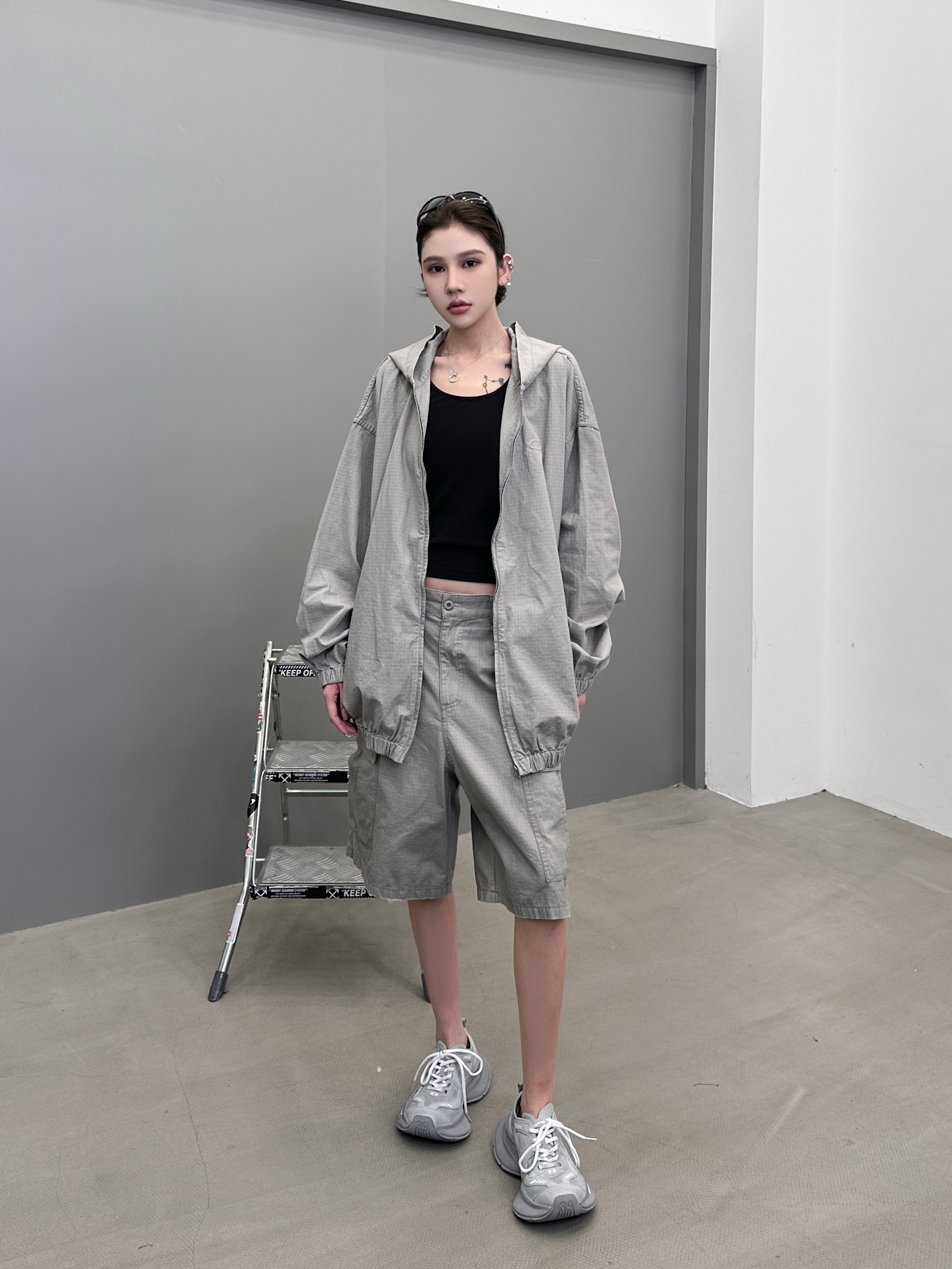 巴黎 ｜ 新款休闲外套，成衣洗水喷色工艺加经典刺绣标，100%高密棉面料，男女同款，尺码sml