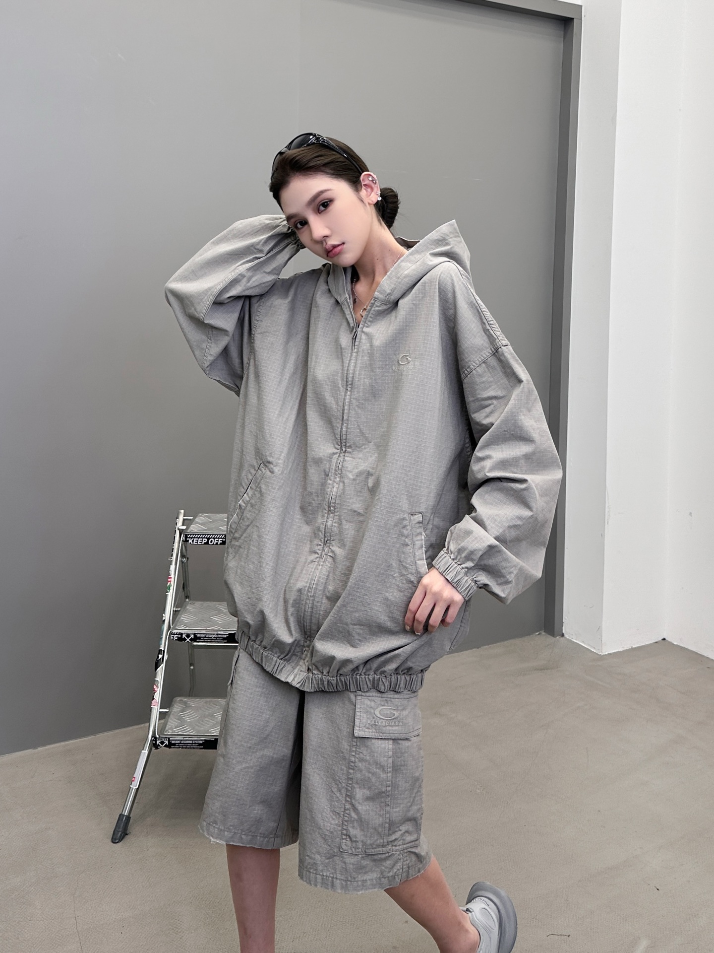 巴黎 ｜ 新款休闲外套，成衣洗水喷色工艺加经典刺绣标，100%高密棉面料，男女同款，尺码sml