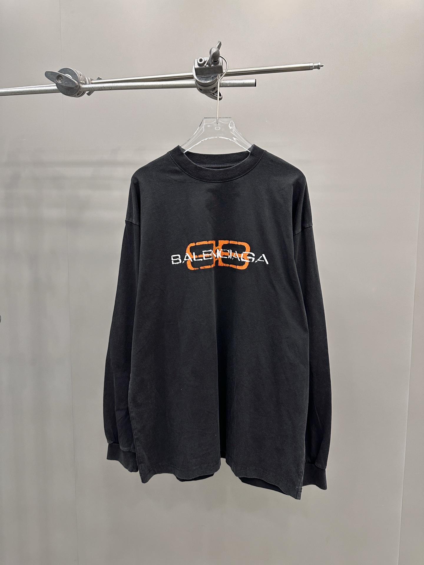 巴黎 ｜ 新款长袖t，成衣洗水炒色加成衣印花工艺，男女同款，尺码sml