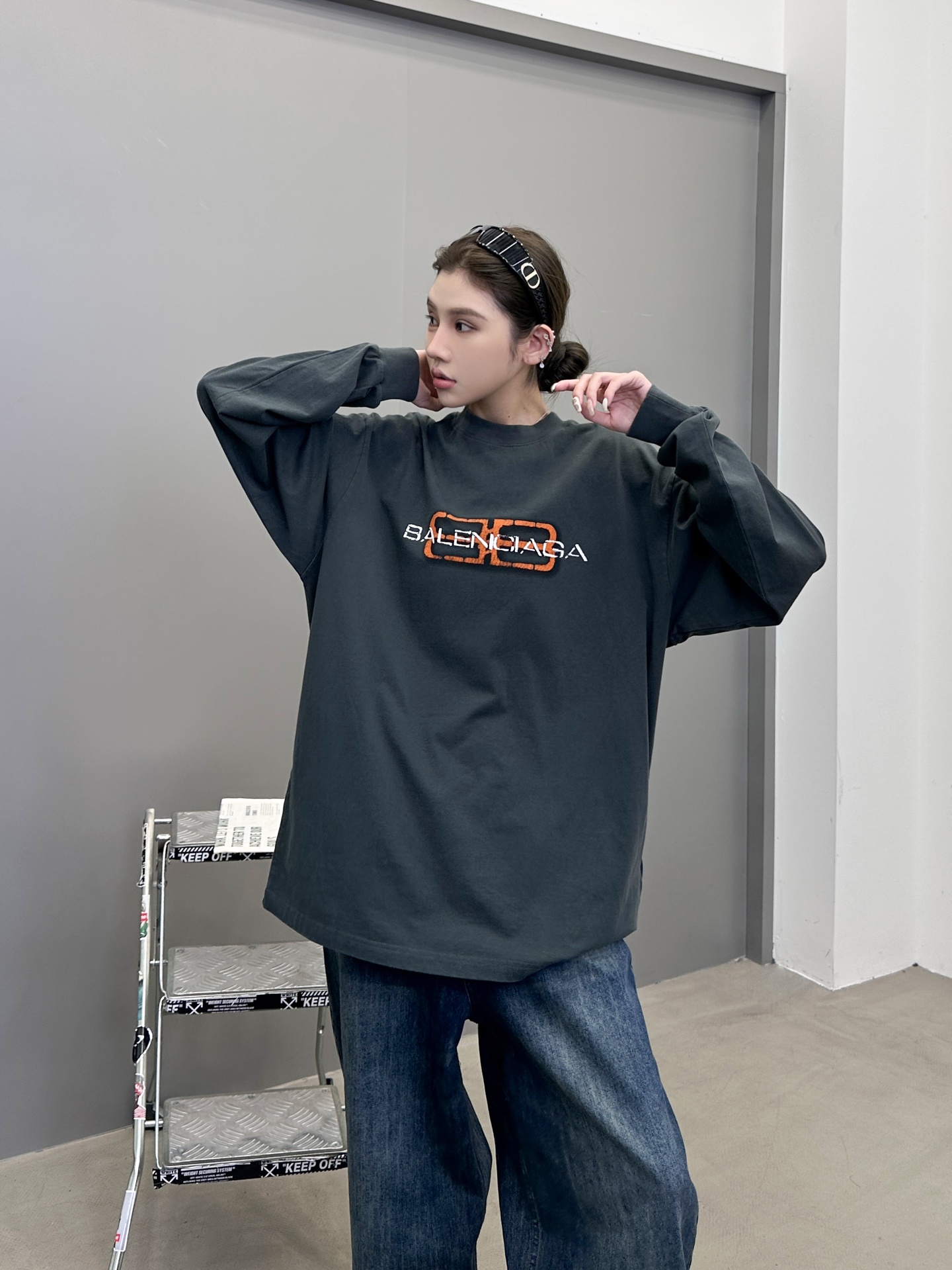 巴黎 ｜ 新款长袖t，成衣洗水炒色加成衣印花工艺，男女同款，尺码sml