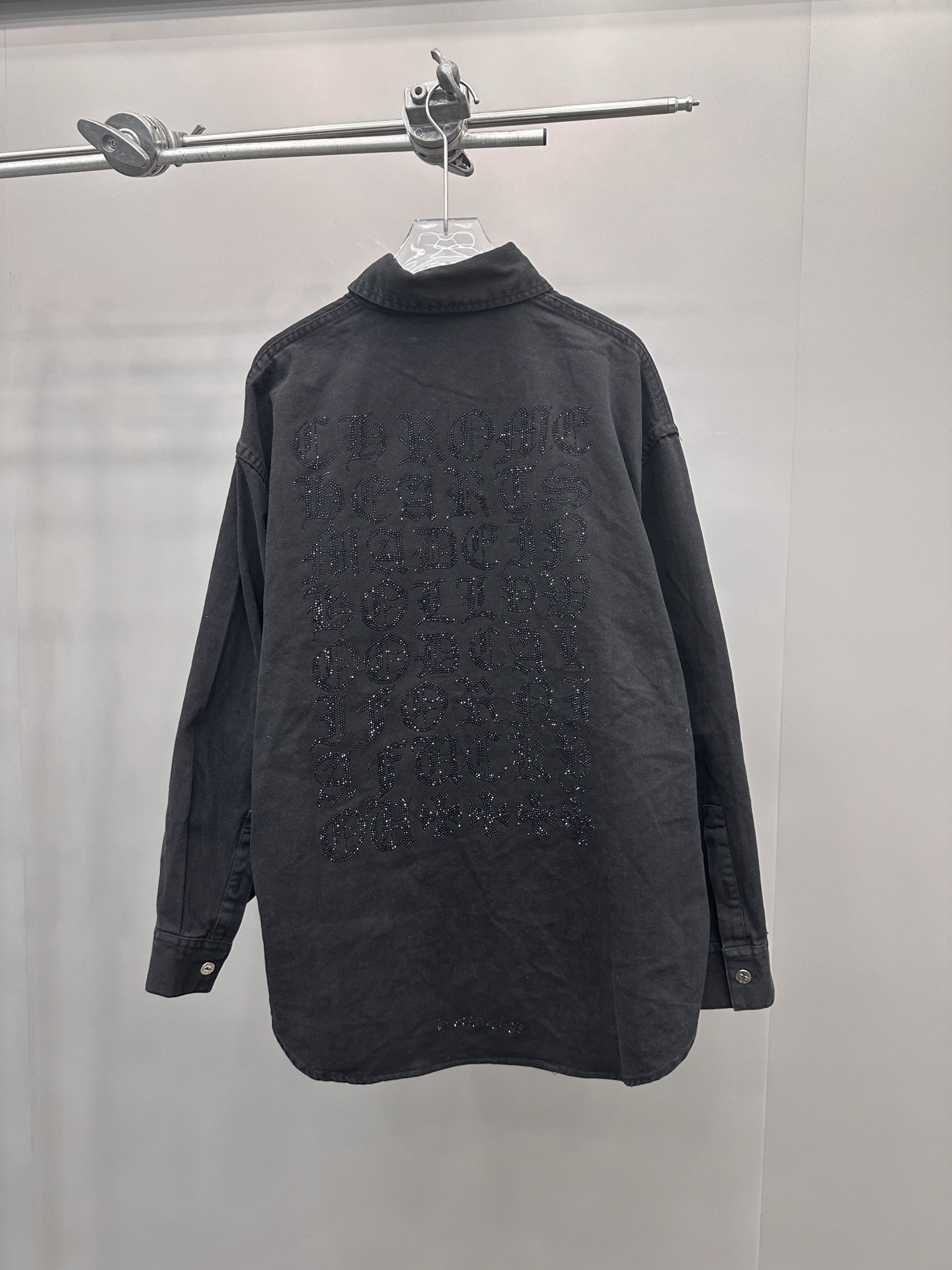 克罗心 ｜ 新款衬衣，成衣洗水喷色烫钻工艺，男女同款，尺码sml