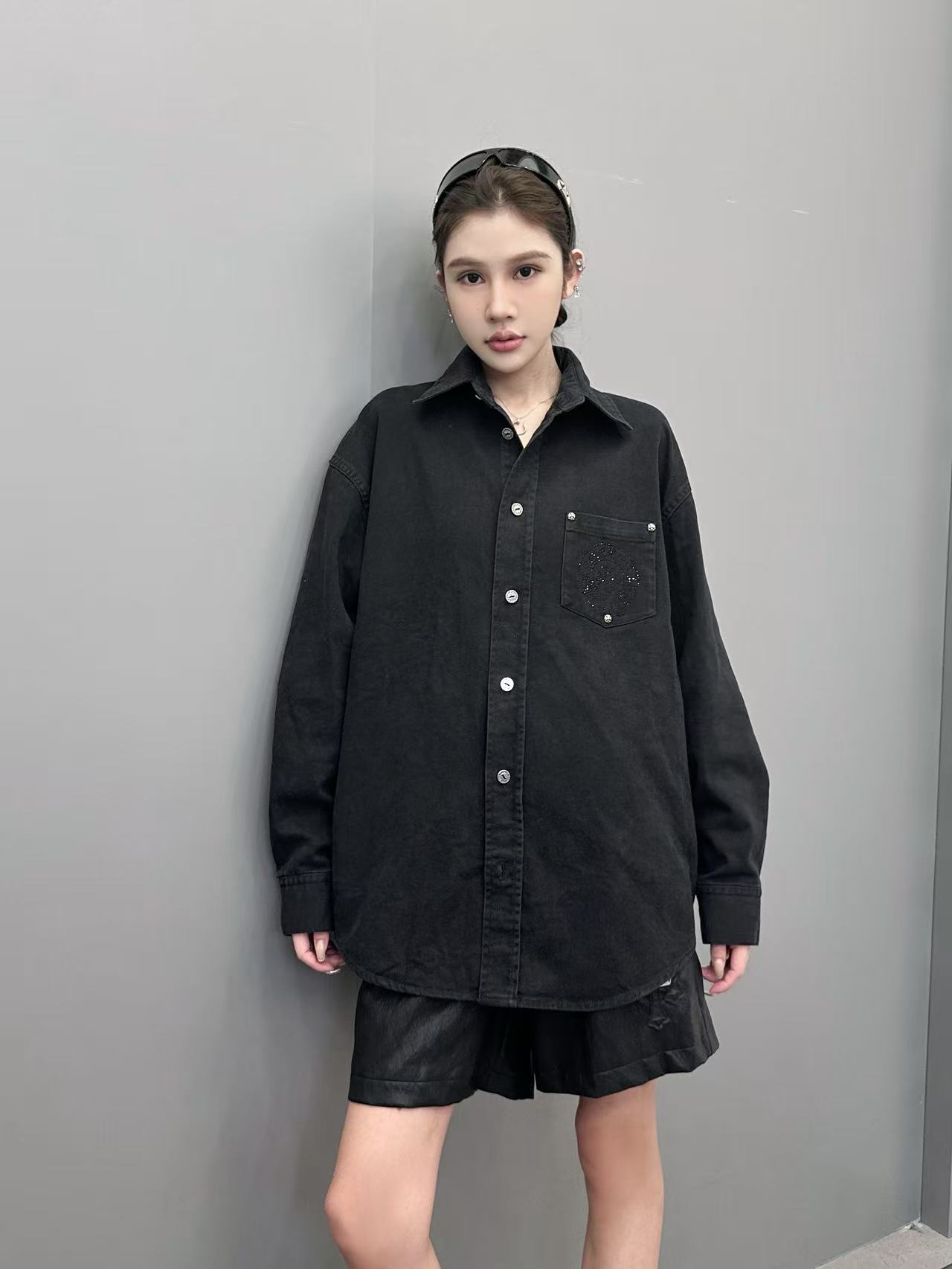 克罗心 ｜ 新款衬衣，成衣洗水喷色烫钻工艺，男女同款，尺码sml