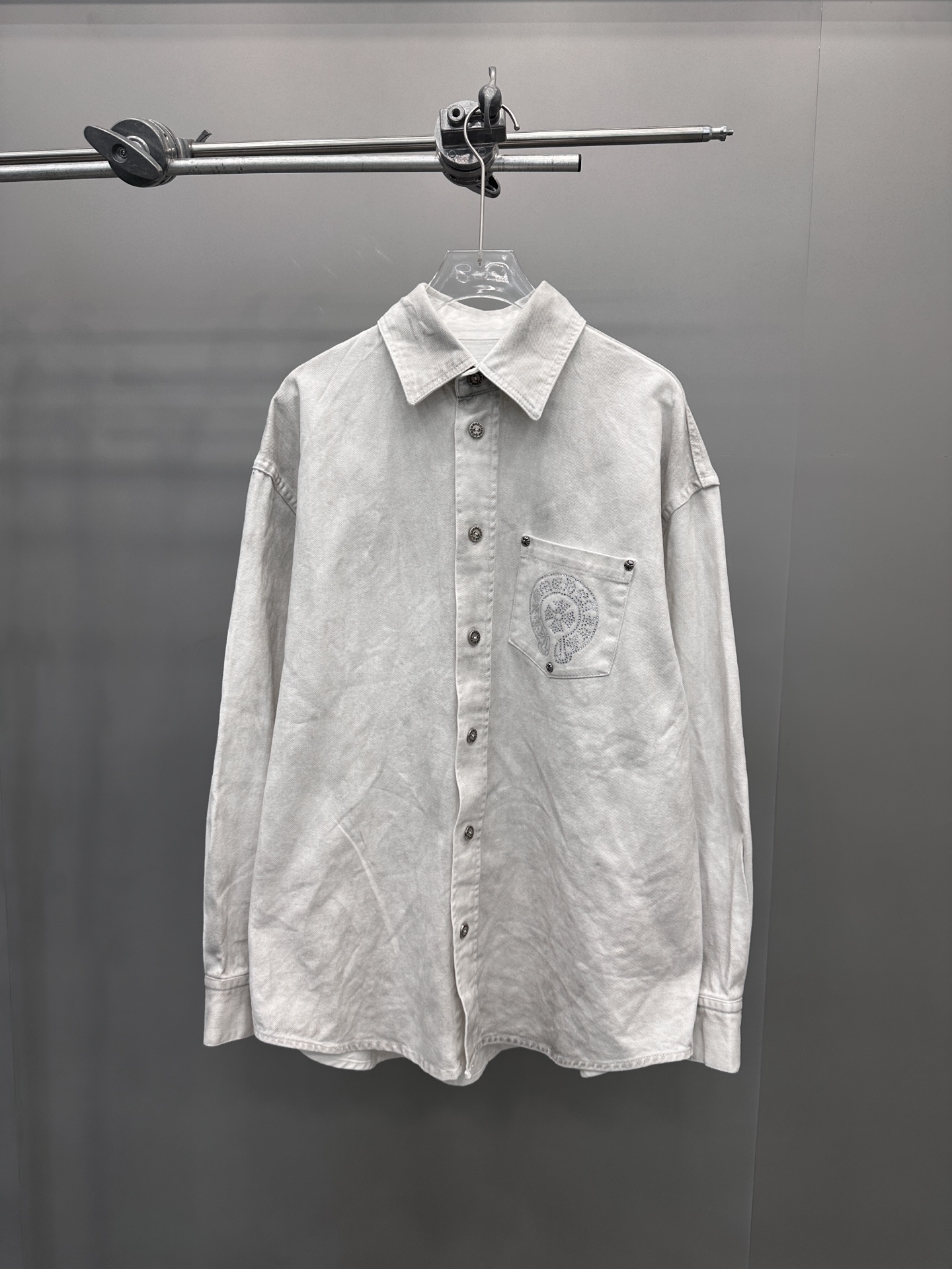 克罗心 ｜ 新款衬衣，成衣洗水喷色烫钻工艺，男女同款，尺码sml