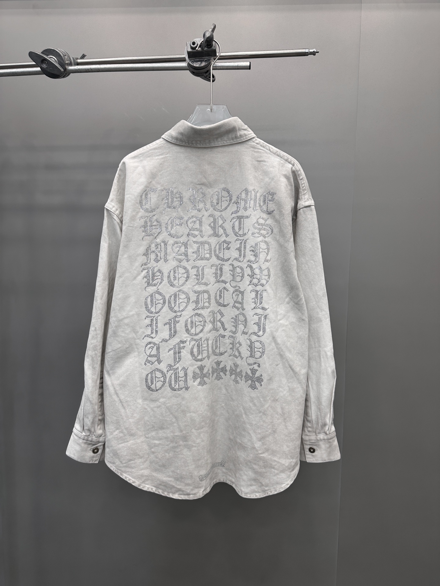 克罗心 ｜ 新款衬衣，成衣洗水喷色烫钻工艺，男女同款，尺码sml