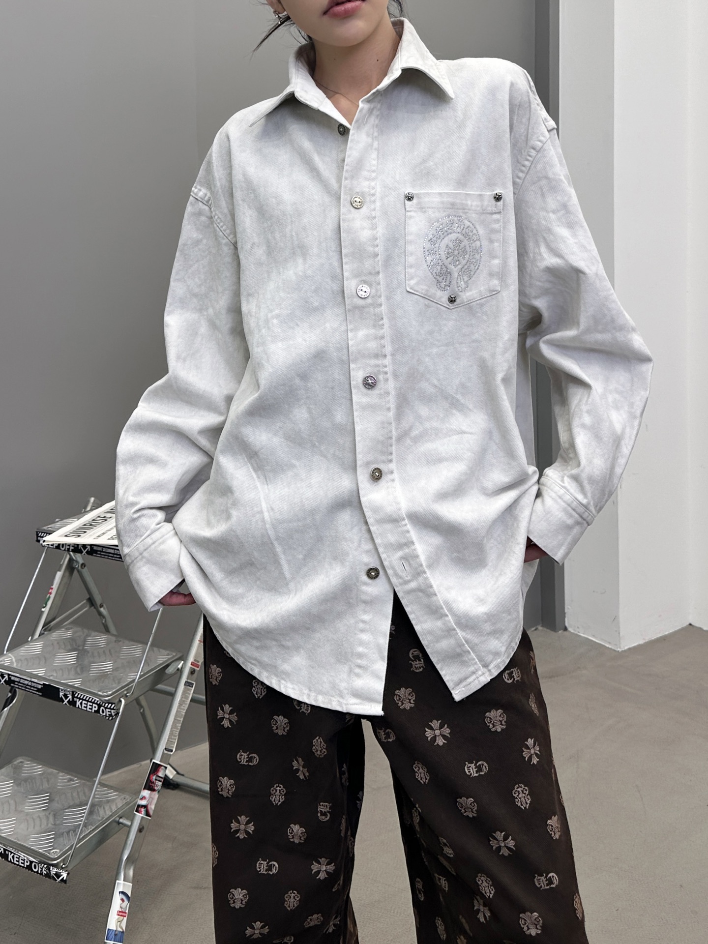 克罗心 ｜ 新款衬衣，成衣洗水喷色烫钻工艺，男女同款，尺码sml