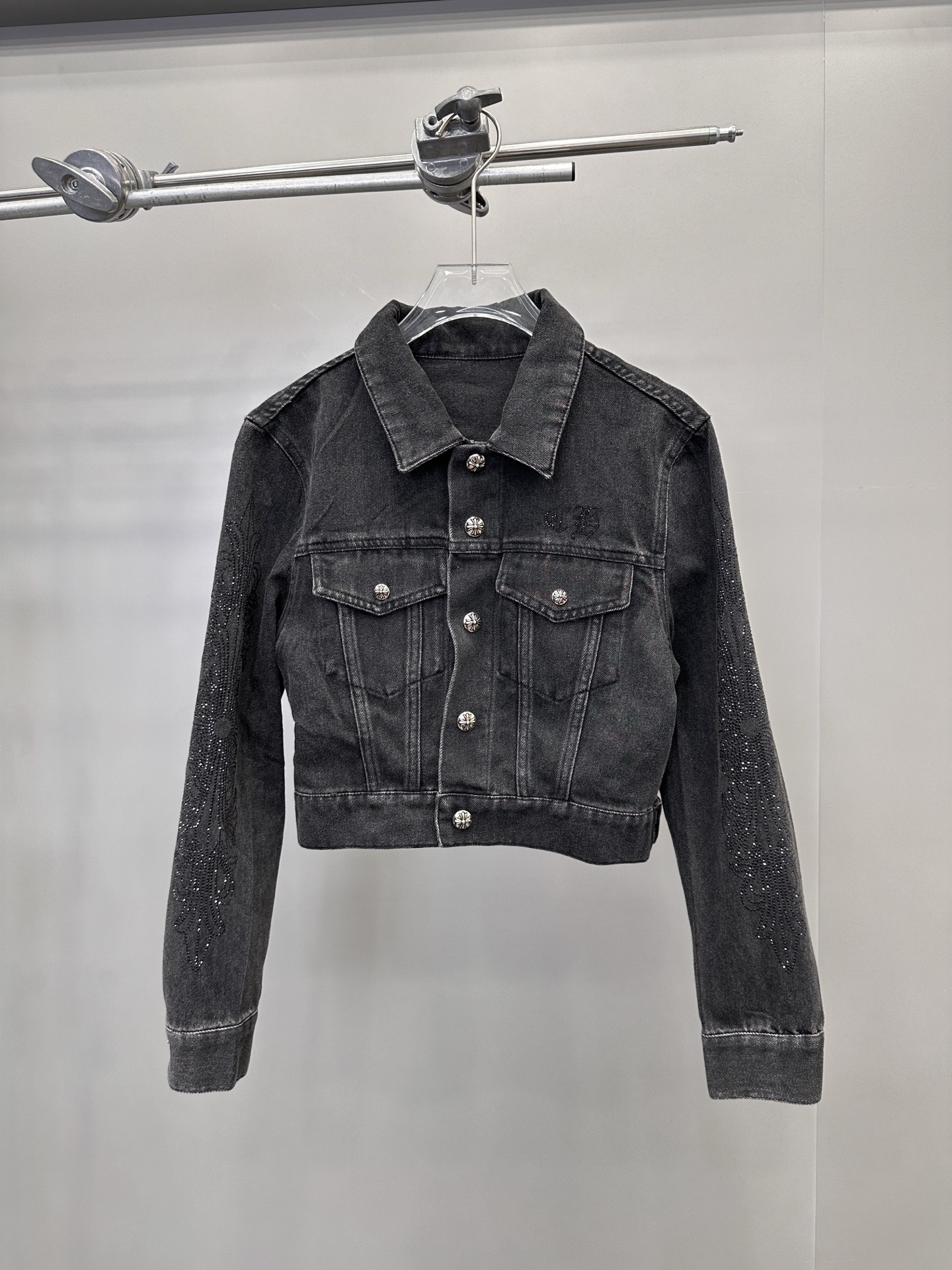 克罗心 ｜ 新款牛仔小上衣，成衣洗水烫钻工艺，经典五金配饰，尺码sml