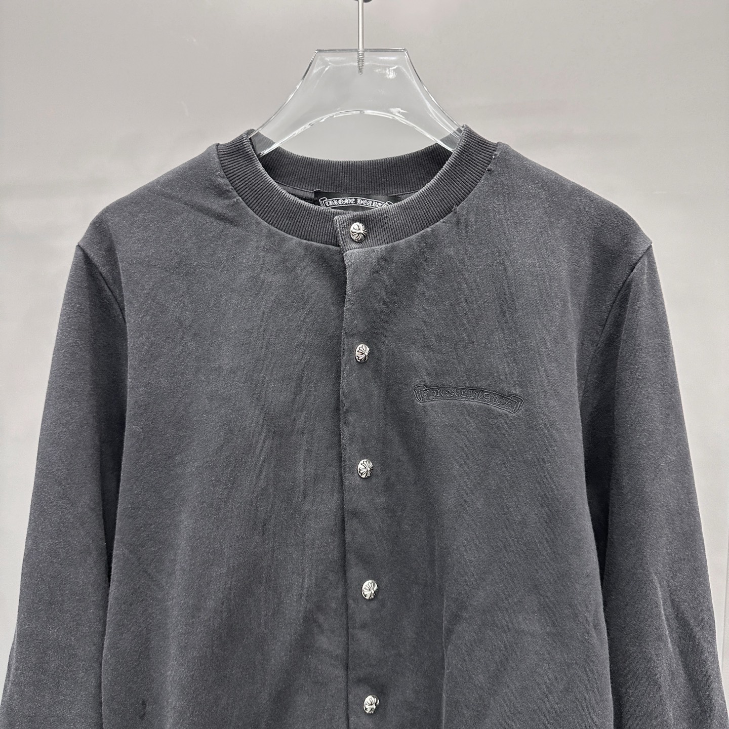 克罗心 ｜ 新款卫衣开衫，成衣洗水炒色吊磨工艺，前后经典刺绣标，男女同款，尺码sml