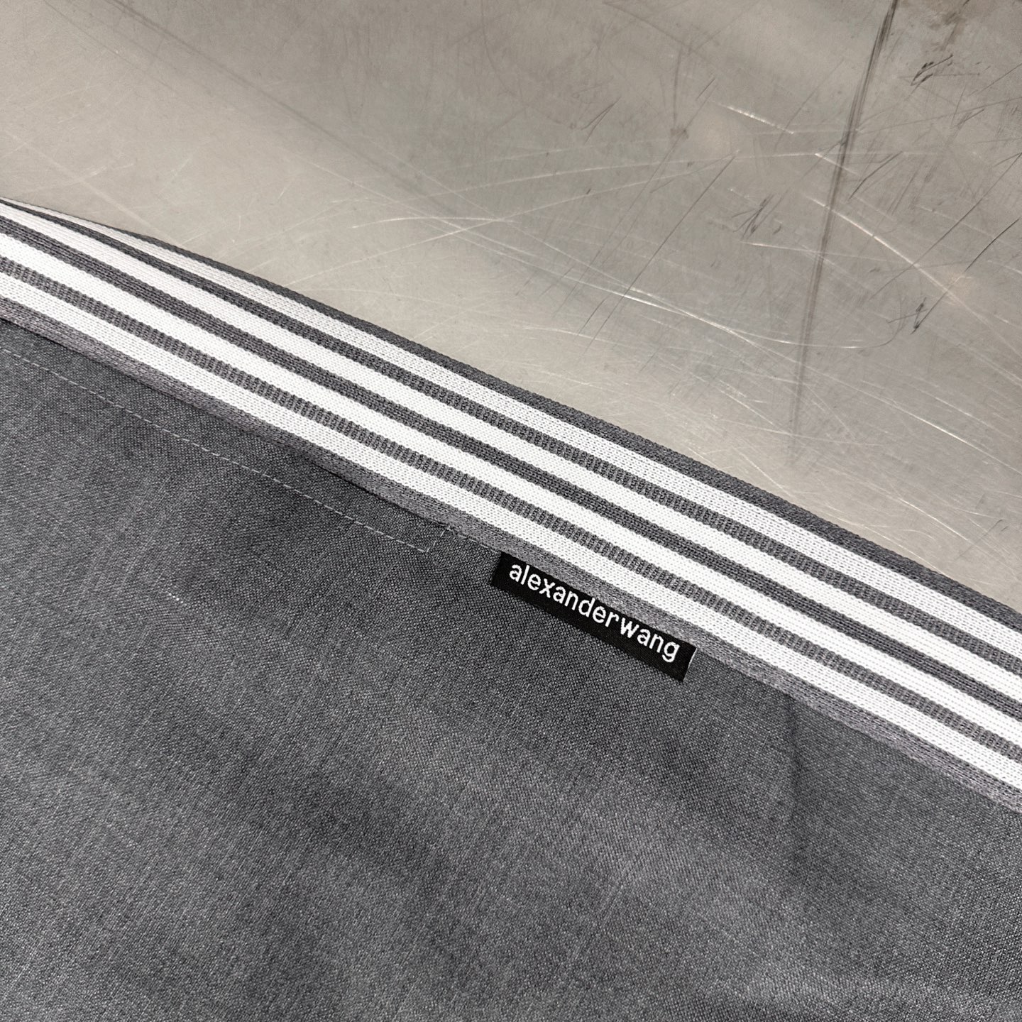 大王 ｜ 新款休闲裤，经典夹唛标，手工车侧杠工艺，羊毛混纺面料，男女同款，尺码sml