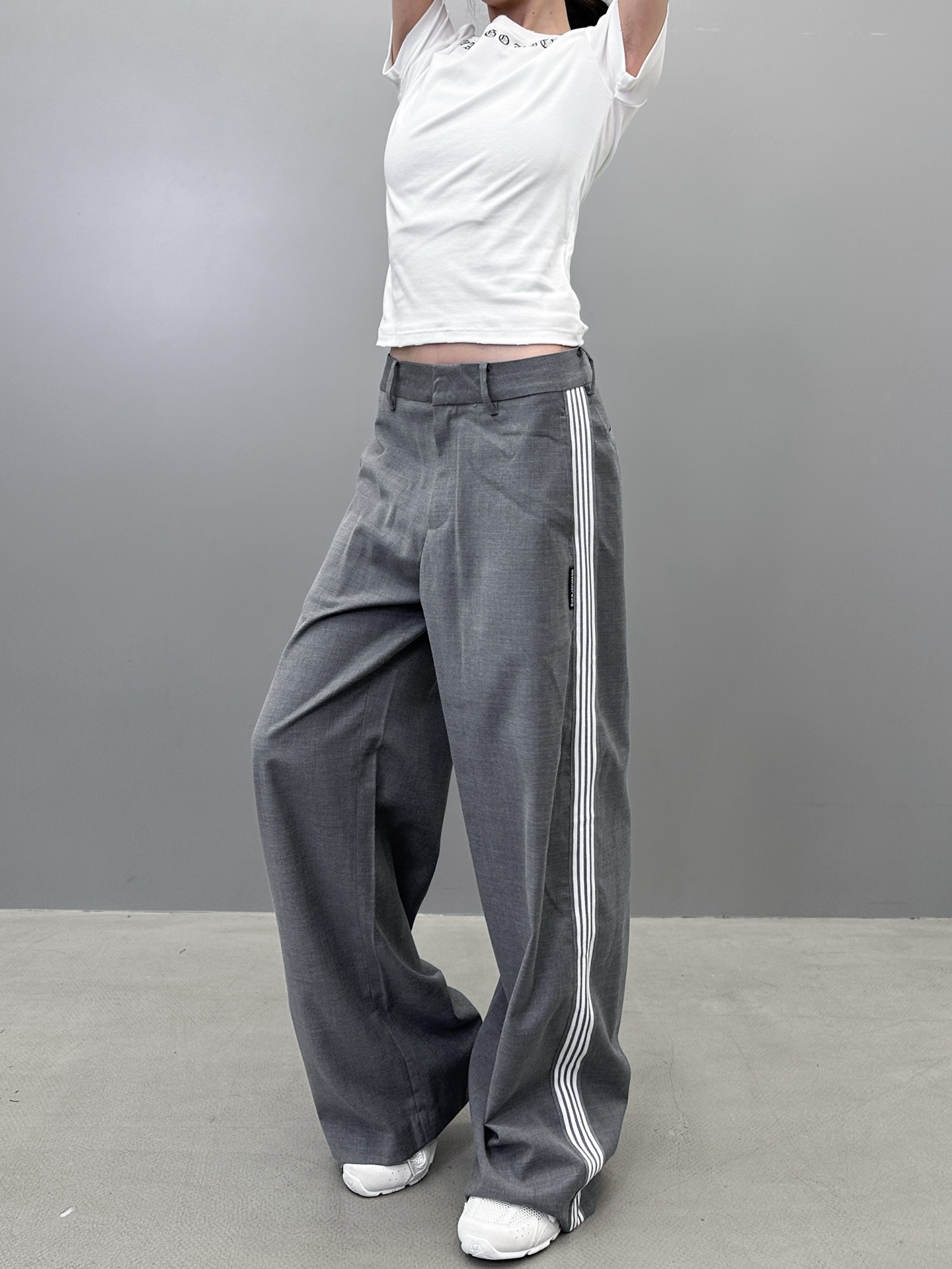 大王 ｜ 新款休闲裤，经典夹唛标，手工车侧杠工艺，羊毛混纺面料，男女同款，尺码sml