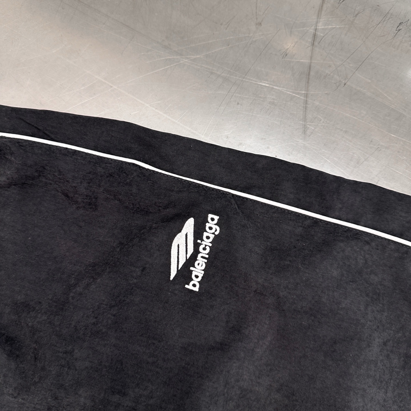 巴黎 ｜ 新款休闲裤，经典刺绣标，手工机边绳侧杠，男女同款，尺码sml