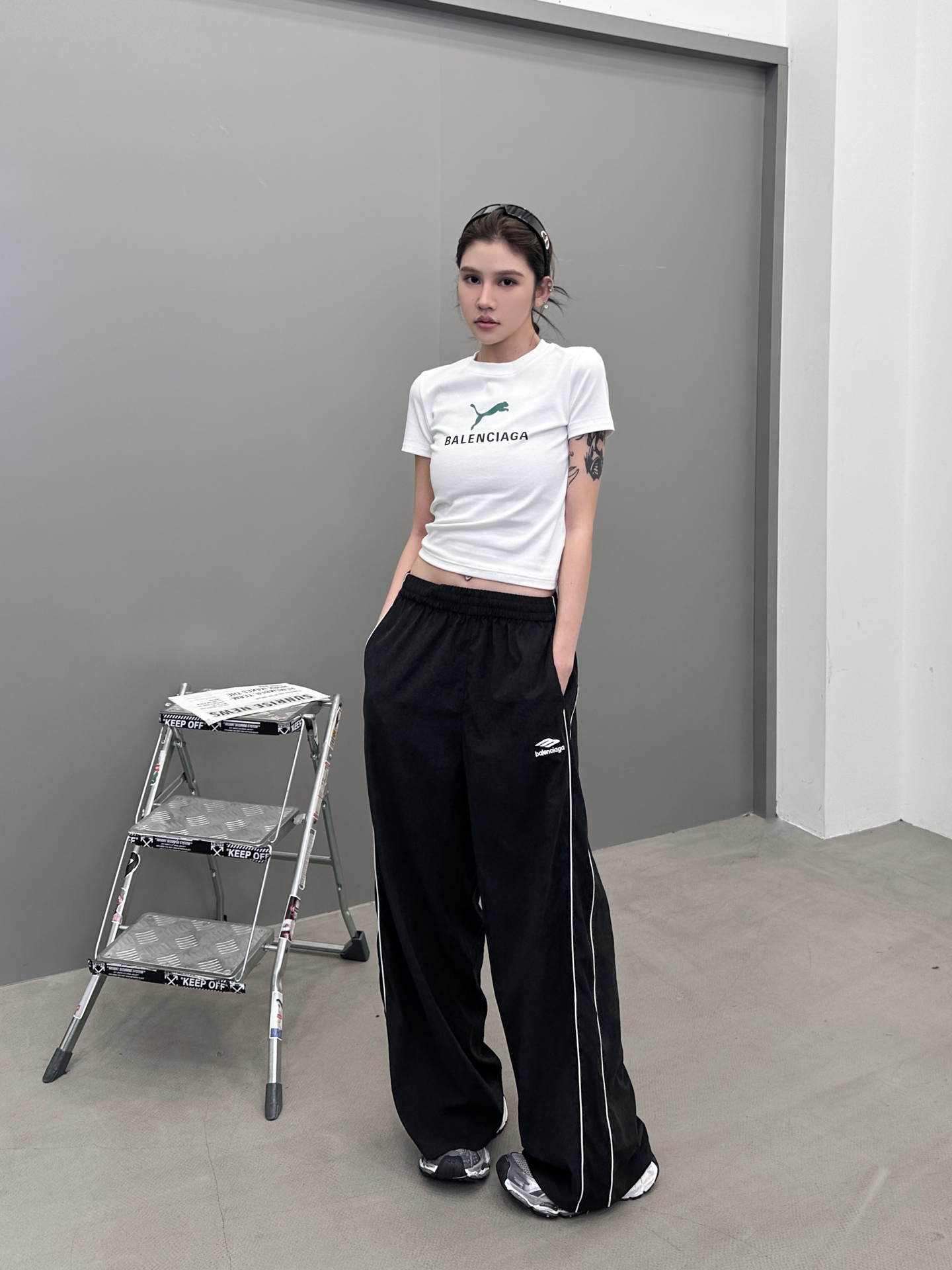 巴黎 ｜ 新款休闲裤，经典刺绣标，手工机边绳侧杠，男女同款，尺码sml