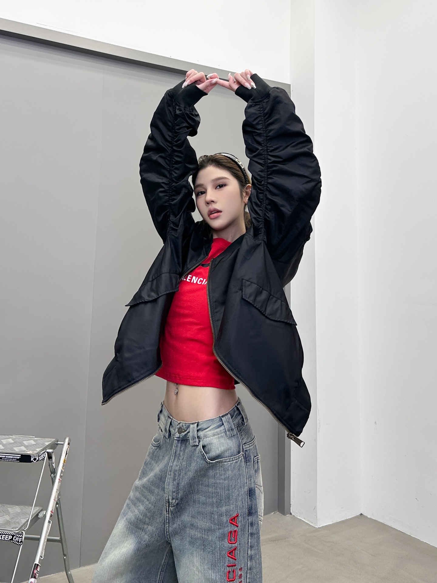 巴黎 ｜ 新款飞行员棉夹克，全身多处经典刺绣标，高密锦纶面料，休闲时尚，男女同款，尺码sml