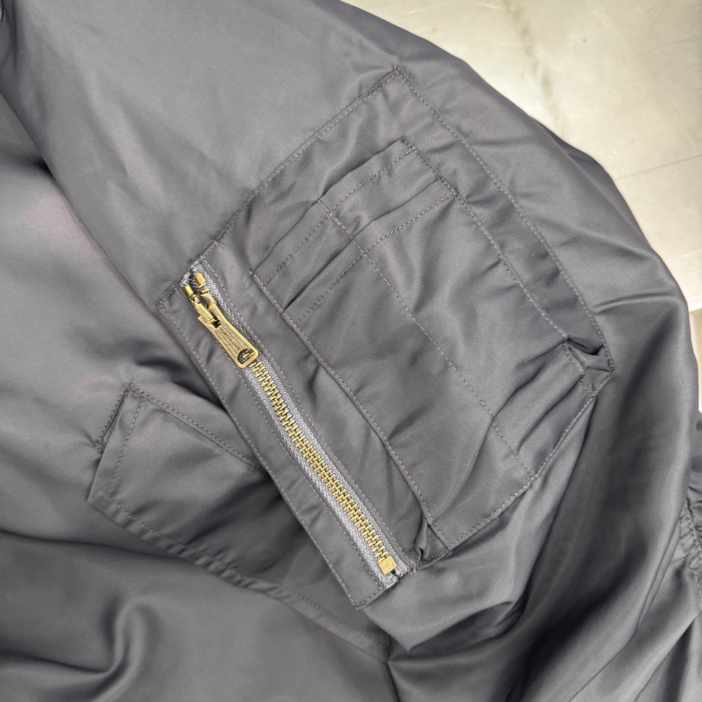 巴黎 ｜ 新款飞行员棉夹克，全身多处经典刺绣标，高密锦纶面料，休闲时尚，男女同款，尺码sml