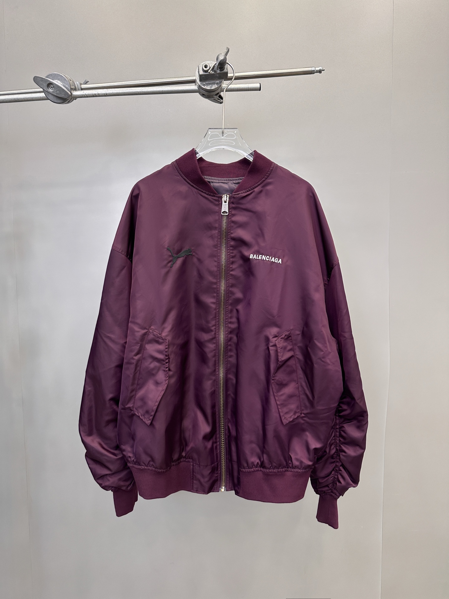 巴黎 ｜ 新款飞行员棉夹克，全身多处经典刺绣标，高密锦纶面料，休闲时尚，男女同款，尺码sml