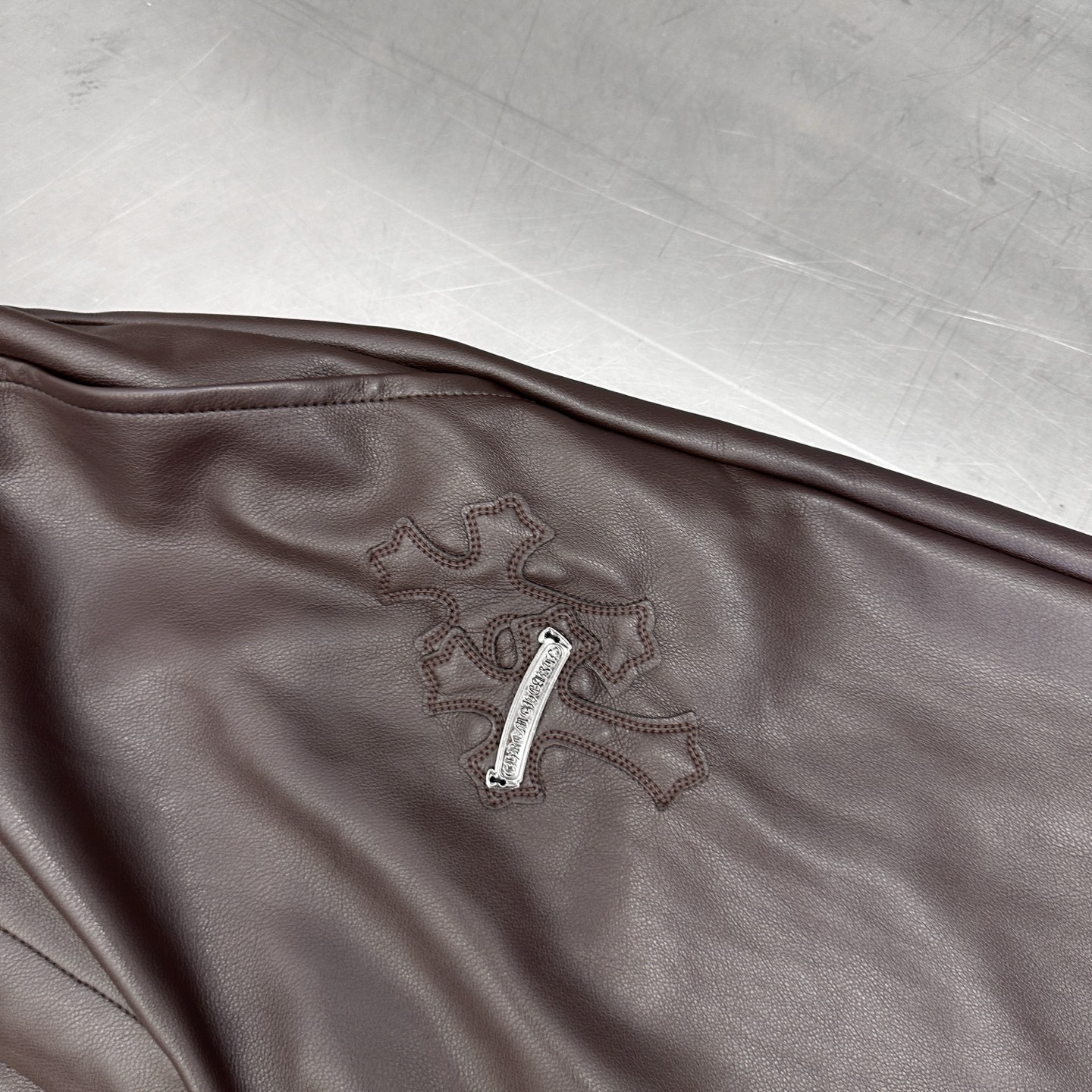 克罗心 ｜ 新款休闲裤，手工车十字标工艺加特殊pu面料，休闲时尚，尺码sml