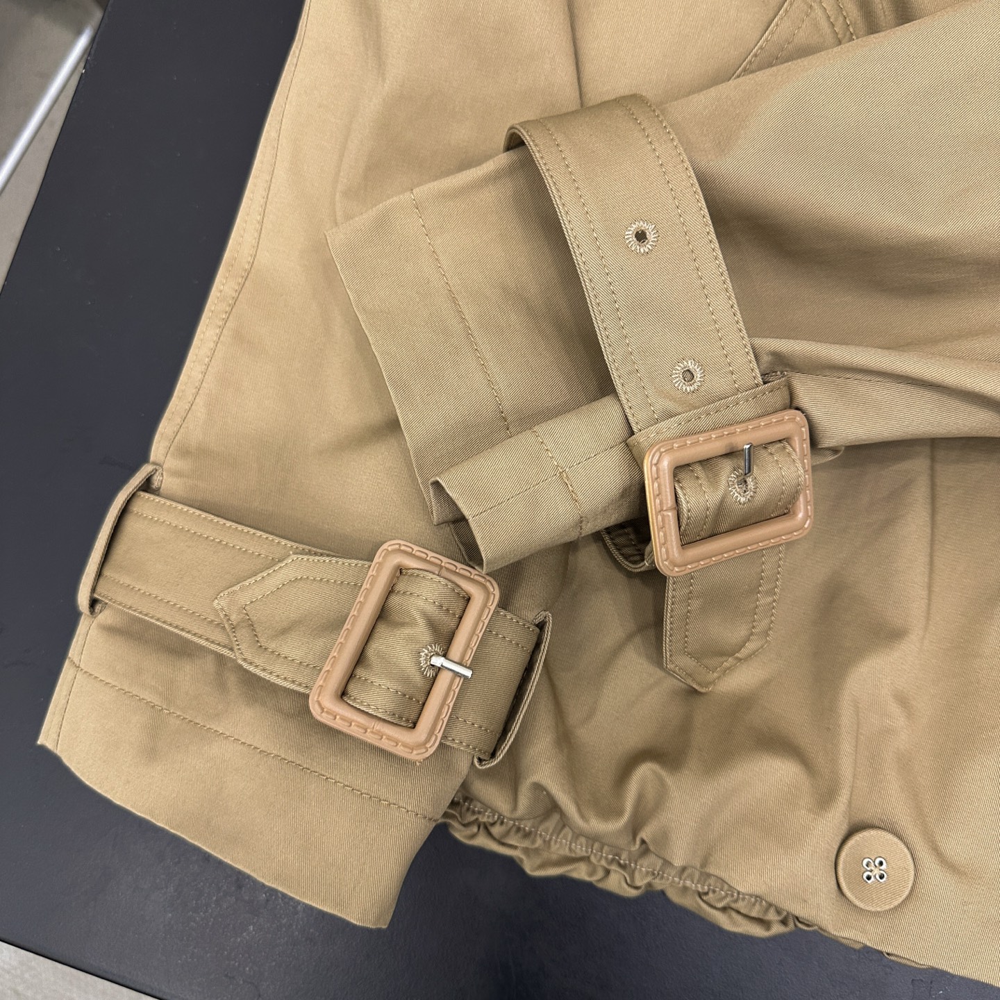 Acne ｜ 新款短风衣，版型时尚结构特别，定织格子面料里布，进口高密全棉风衣布面料，尺码sml