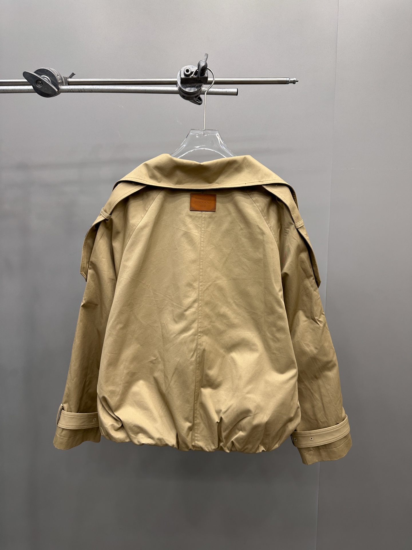 Acne ｜ 新款短风衣，版型时尚结构特别，定织格子面料里布，进口高密全棉风衣布面料，尺码sml