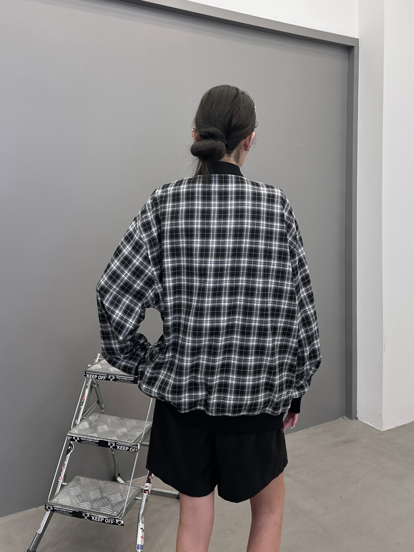 巴黎 ｜ 新款格子外套，经典刺绣标，原版格子面料加人丝提花里布，休闲时尚男女同款，尺码sml