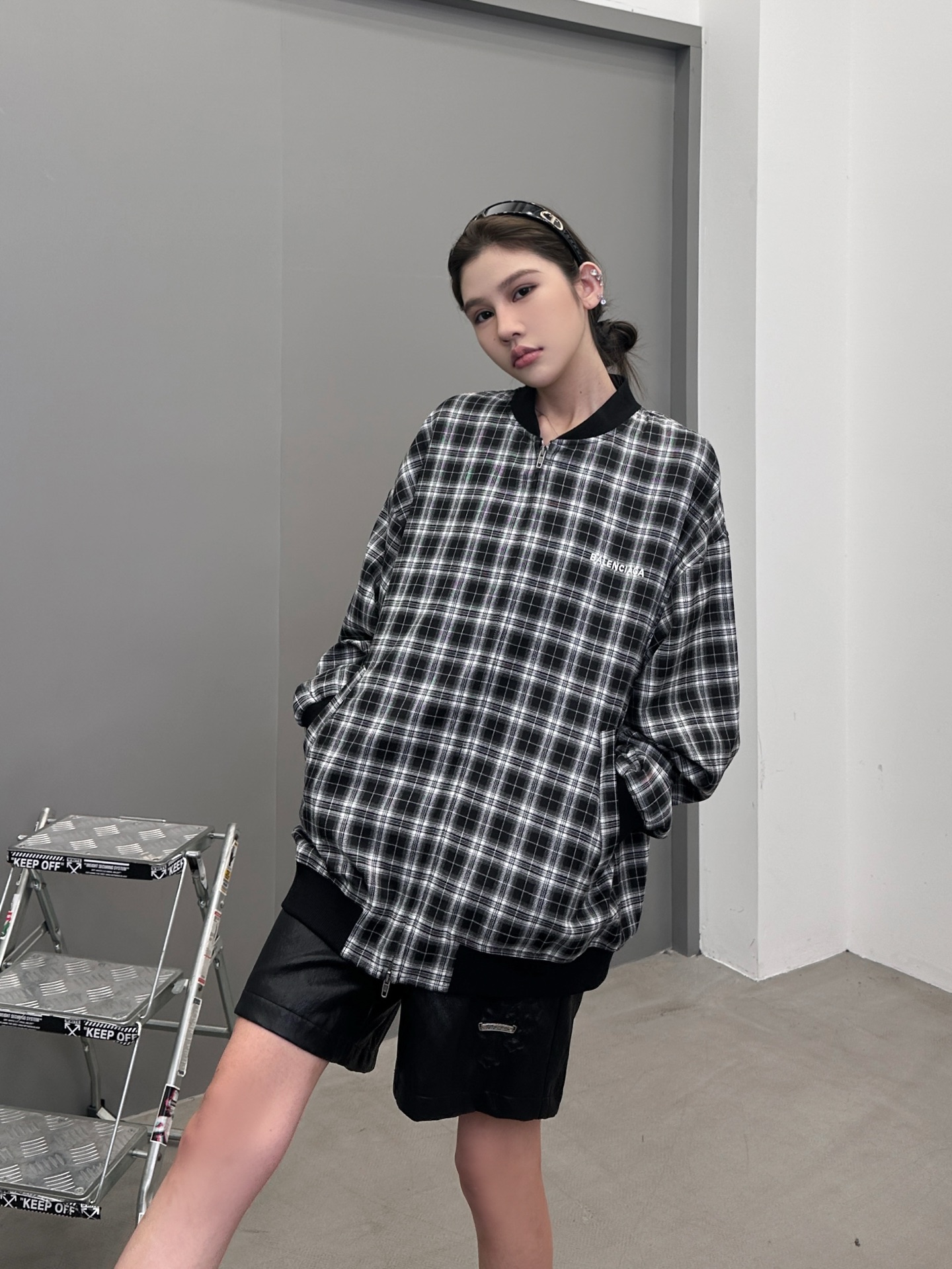 巴黎 ｜ 新款格子外套，经典刺绣标，原版格子面料加人丝提花里布，休闲时尚男女同款，尺码sml