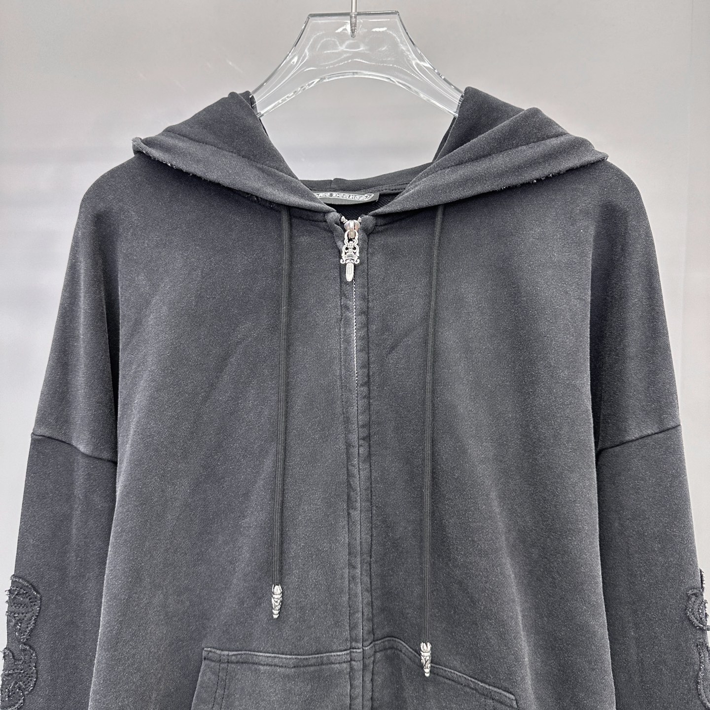 克罗心 ｜ 新款卫衣开衫，成衣洗水炒色加4处贴布绣重工工艺，男女同款，尺码sml