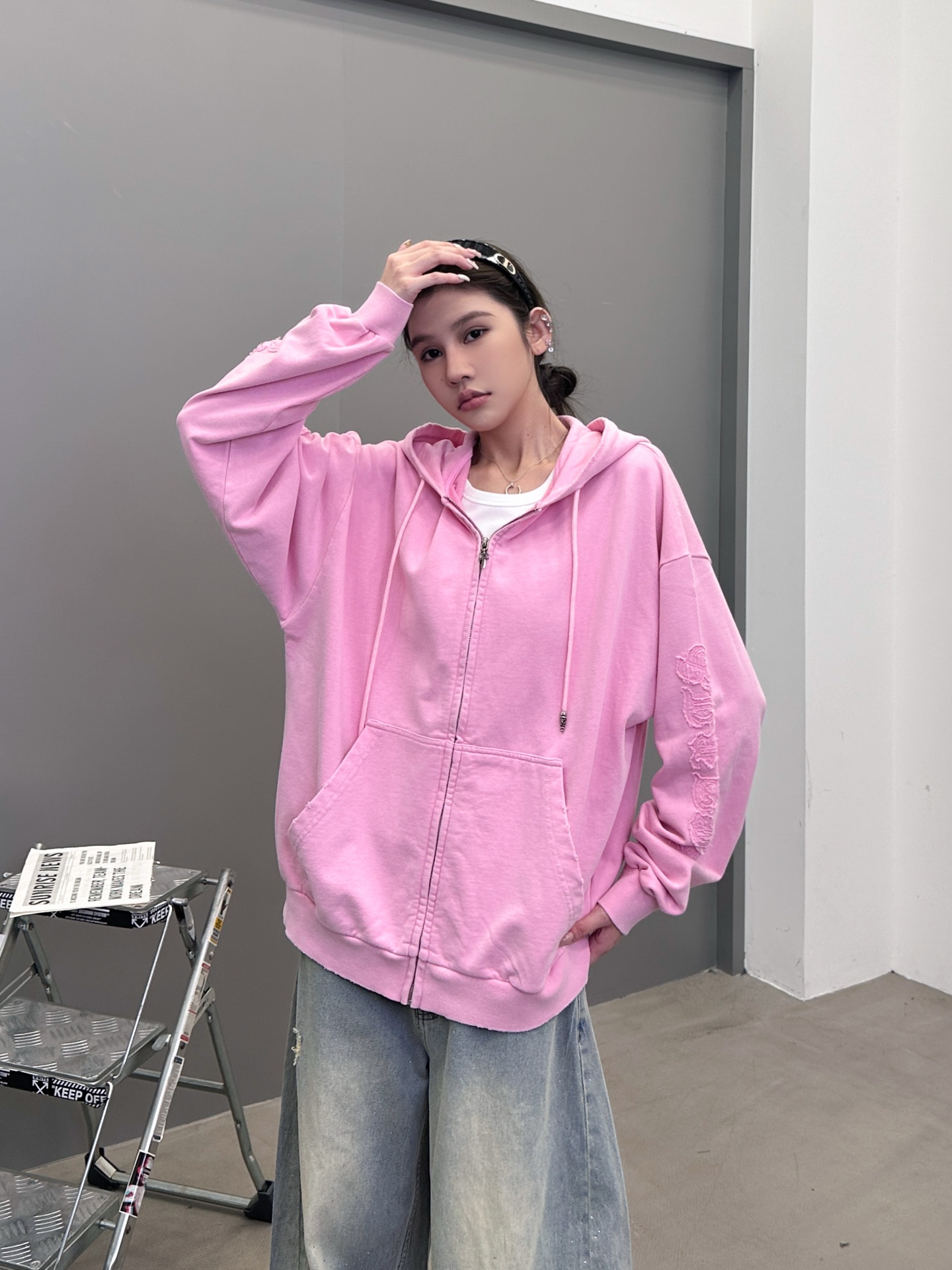 克罗心 ｜ 新款卫衣开衫，成衣洗水炒色加4处贴布绣重工工艺，男女同款，尺码sml