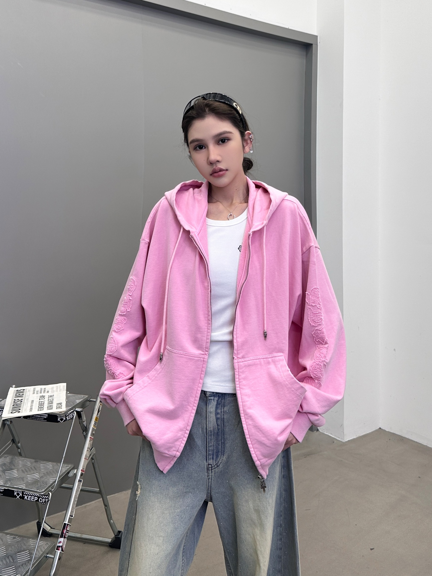 克罗心 ｜ 新款卫衣开衫，成衣洗水炒色加4处贴布绣重工工艺，男女同款，尺码sml