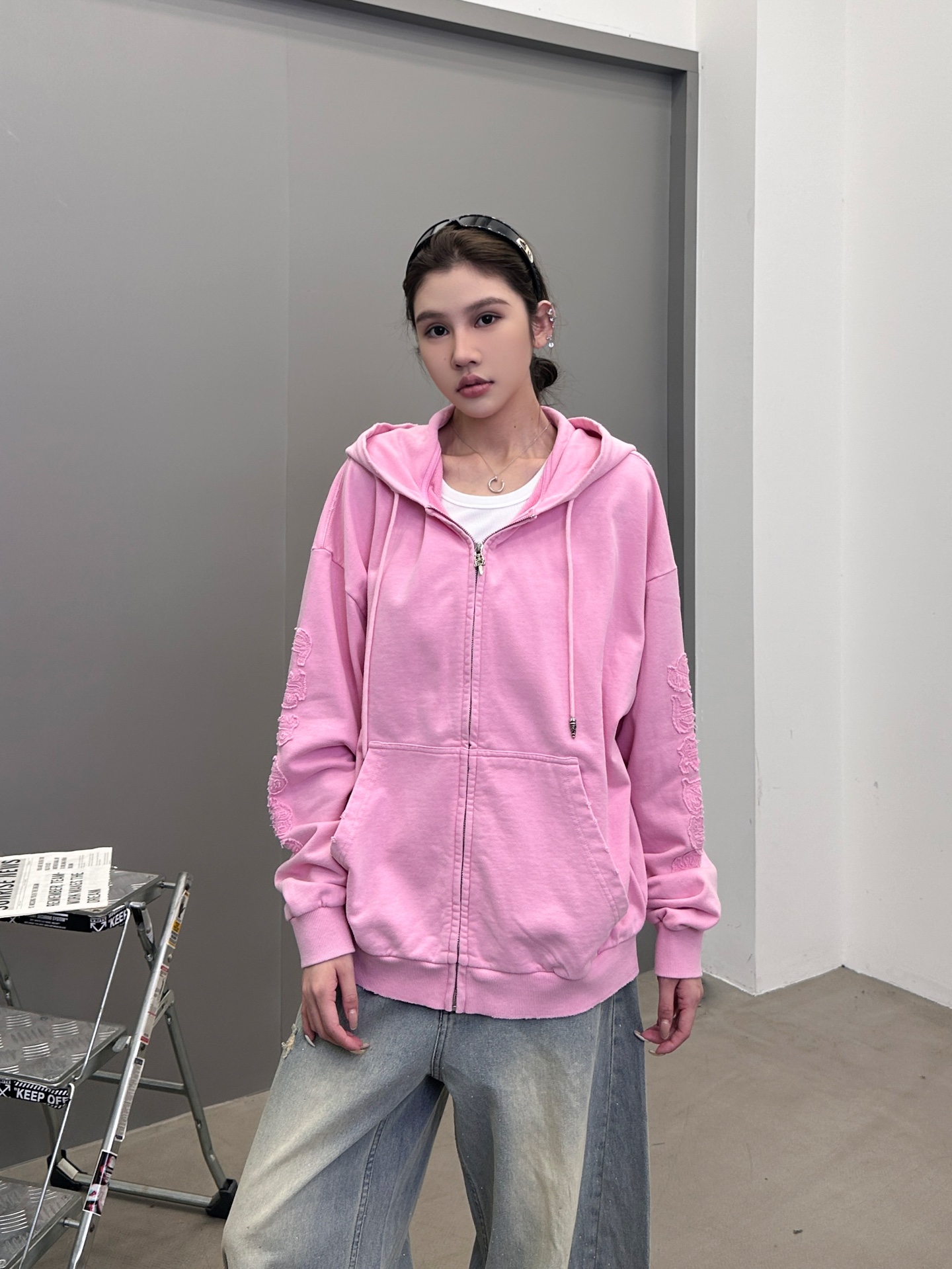 克罗心 ｜ 新款卫衣开衫，成衣洗水炒色加4处贴布绣重工工艺，男女同款，尺码sml