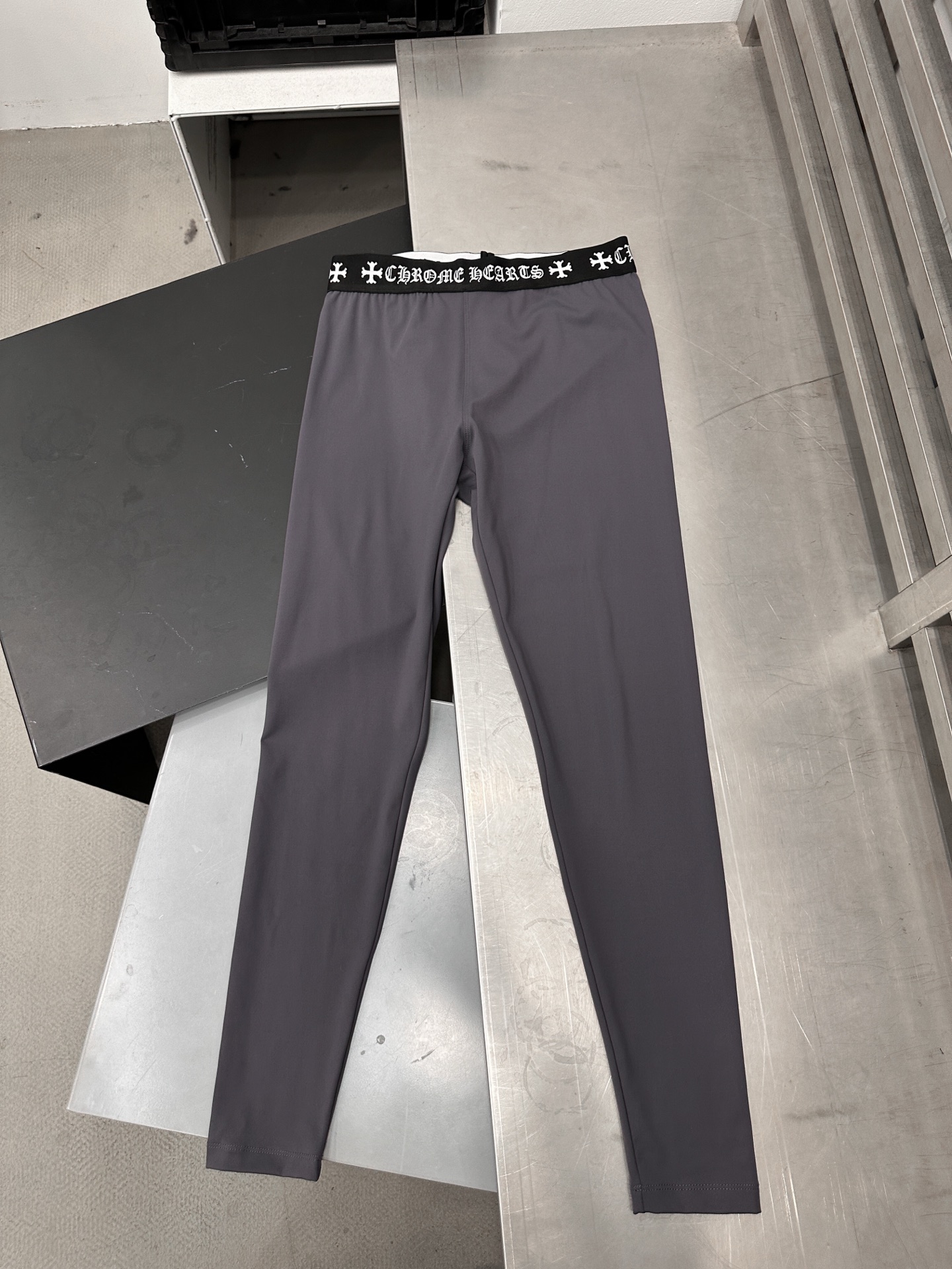 克罗心 ｜ 新款打底裤，成衣印花工艺加腰部织带经典打底裤，尺码sml