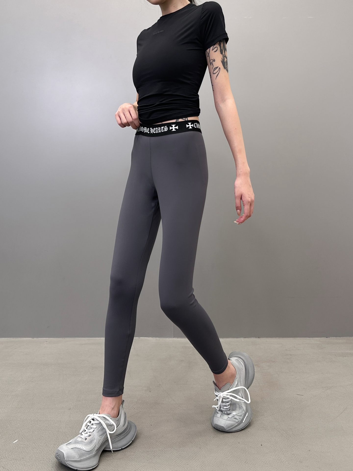 克罗心 ｜ 新款打底裤，成衣印花工艺加腰部织带经典打底裤，尺码sml