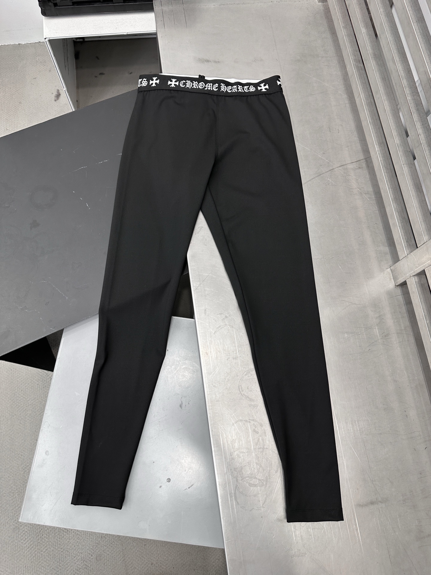 克罗心 ｜ 新款打底裤，成衣印花工艺加腰部织带经典打底裤，尺码sml