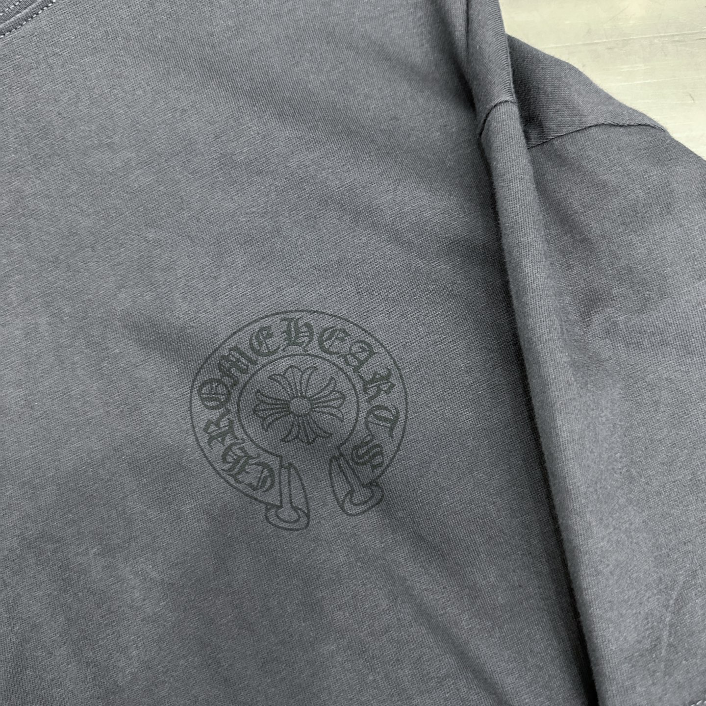 克罗心 ｜ 新款长袖打底，成衣洗水炒色印花工艺加坯布迷彩印花，假两件做工，男女同款，尺码sml