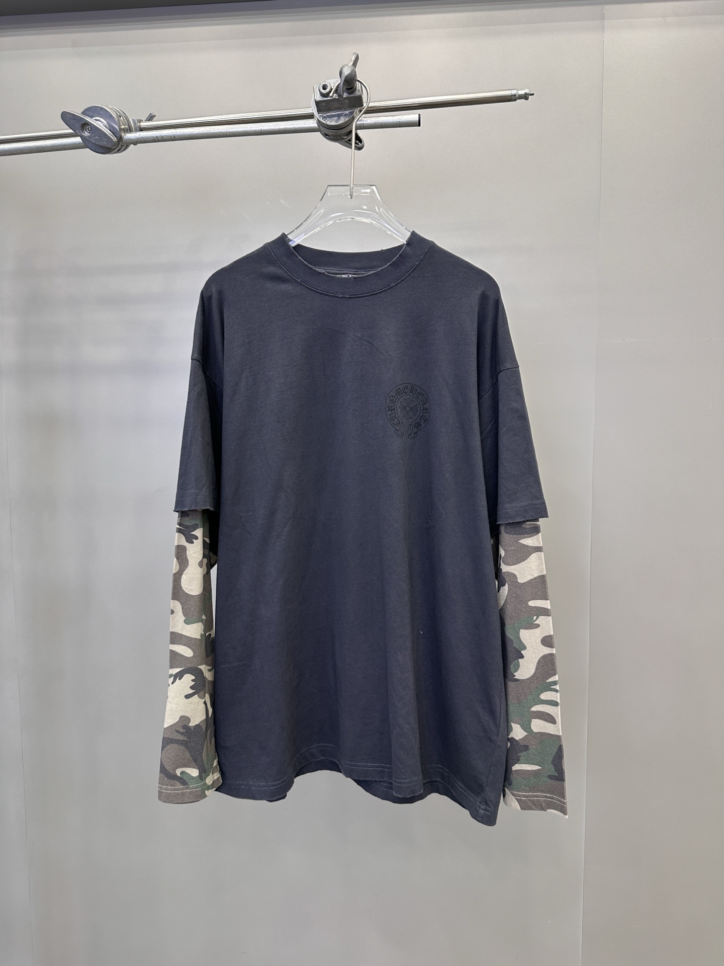 克罗心 ｜ 新款长袖打底，成衣洗水炒色印花工艺加坯布迷彩印花，假两件做工，男女同款，尺码sml