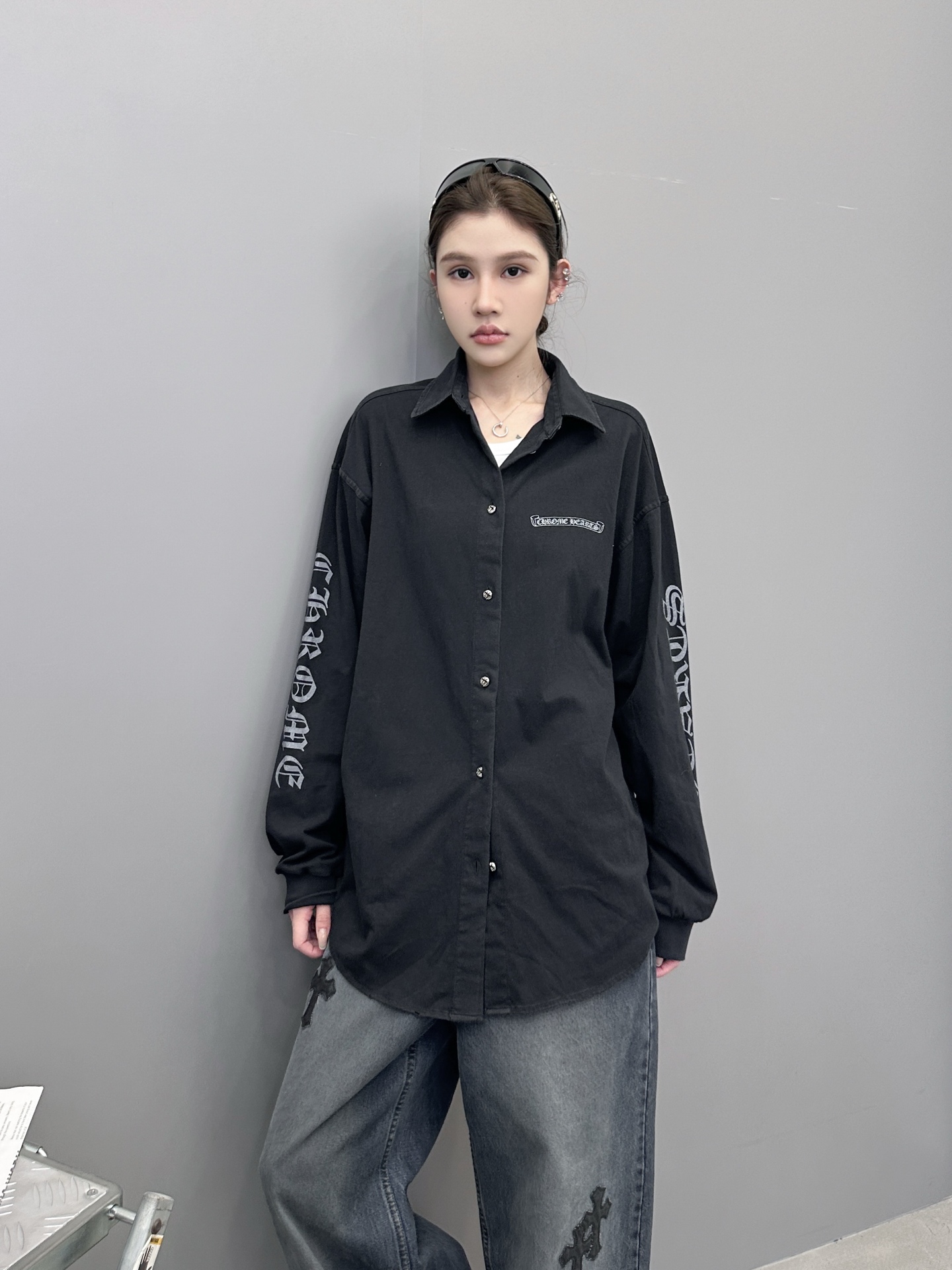 克罗心 ｜ 新款衬衣，成衣洗水喷色吊磨加5处印花工艺，男女同款，100%棉，尺码sml