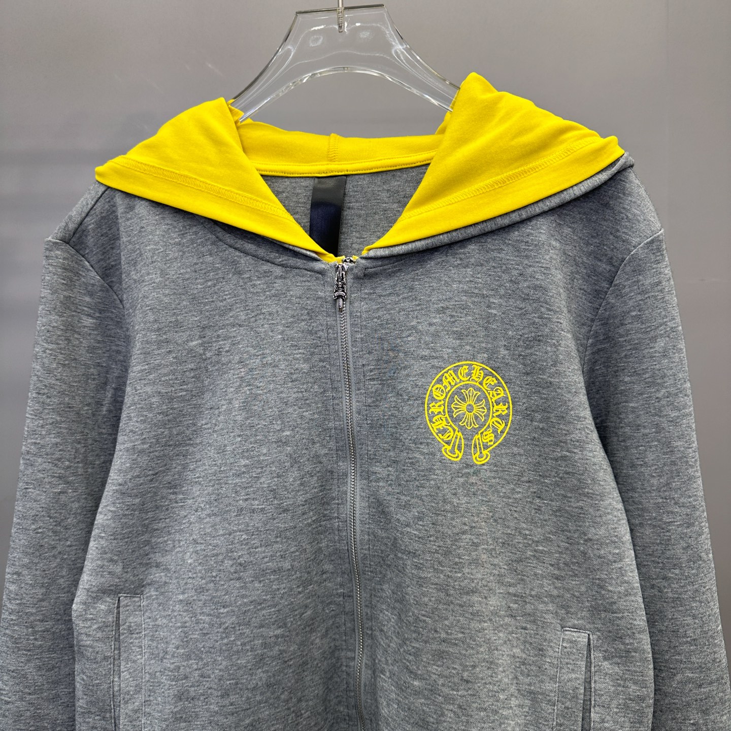 克罗心 ｜ 新款开衫卫衣，成衣洗水加前后印花工艺，假两件卫衣做工，休闲时尚，尺码sml