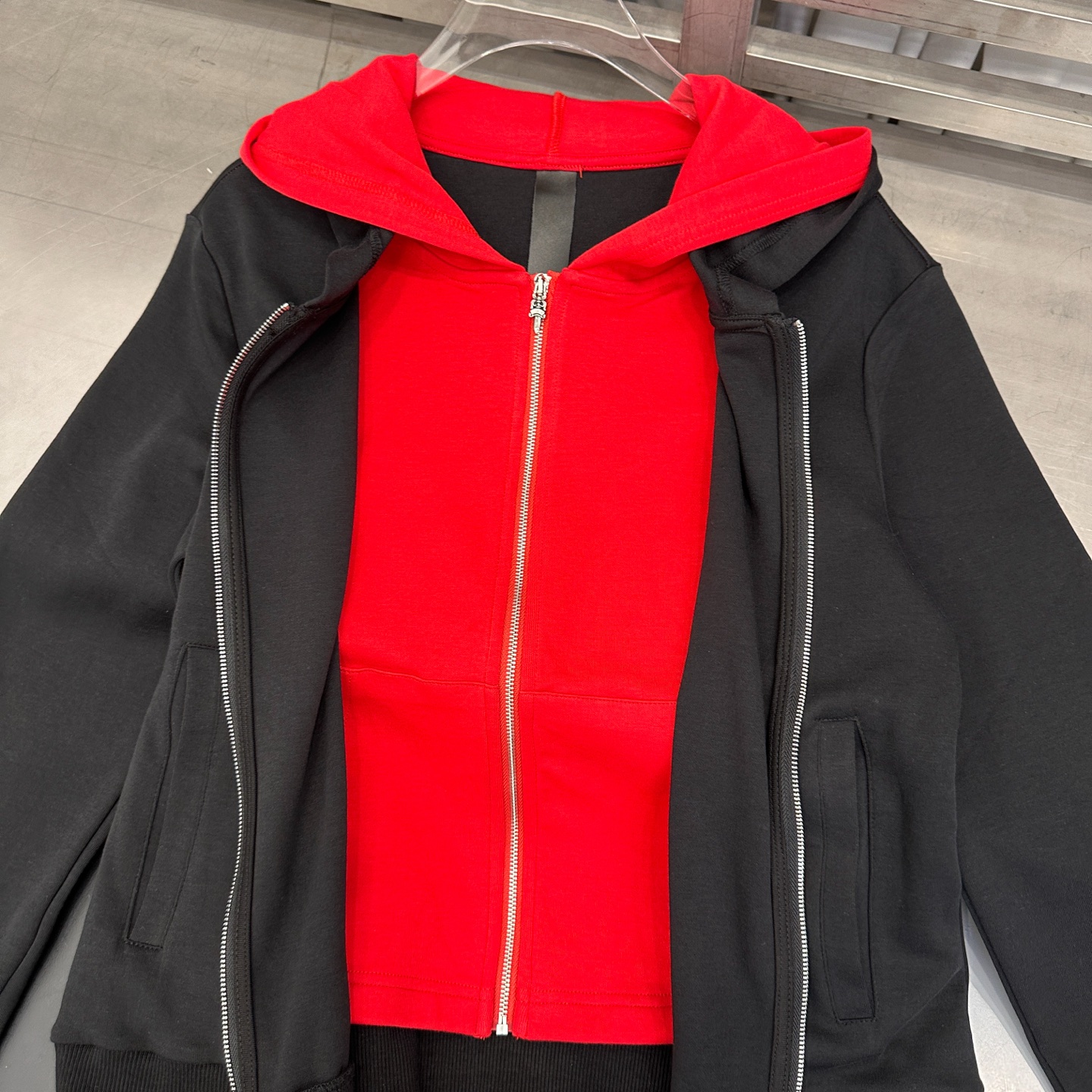 克罗心 ｜ 新款开衫卫衣，成衣洗水加前后印花工艺，假两件卫衣做工，休闲时尚，尺码sml