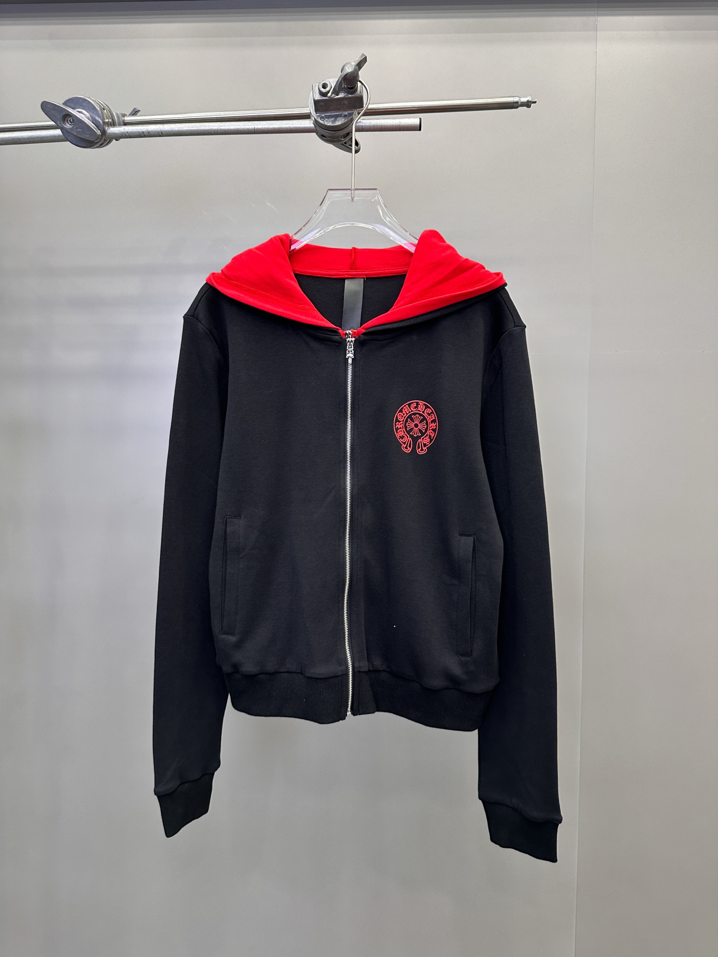 克罗心 ｜ 新款开衫卫衣，成衣洗水加前后印花工艺，假两件卫衣做工，休闲时尚，尺码sml