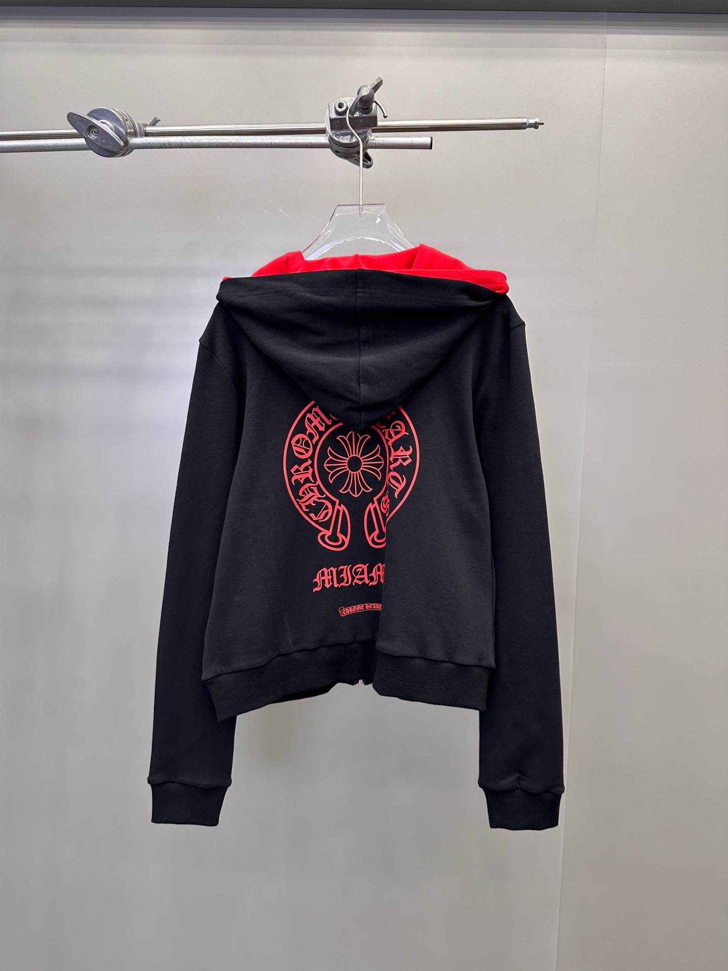 克罗心 ｜ 新款开衫卫衣，成衣洗水加前后印花工艺，假两件卫衣做工，休闲时尚，尺码sml