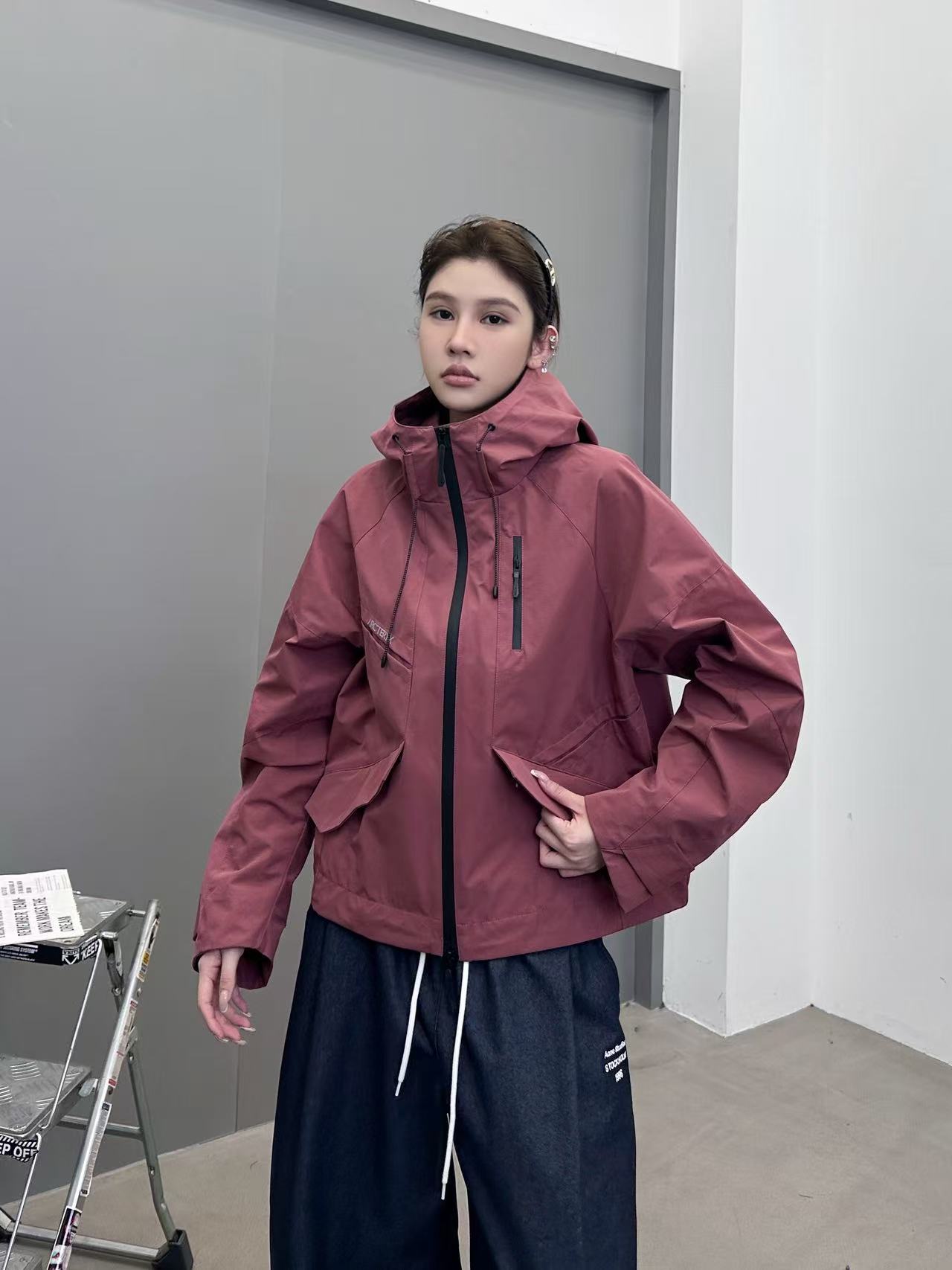 鸟 ｜ 新款硬壳休闲冲锋衣，经典刺绣标工艺，三防硬壳机能面料，功能性里布面料，时尚前卫，男女同款，尺码s