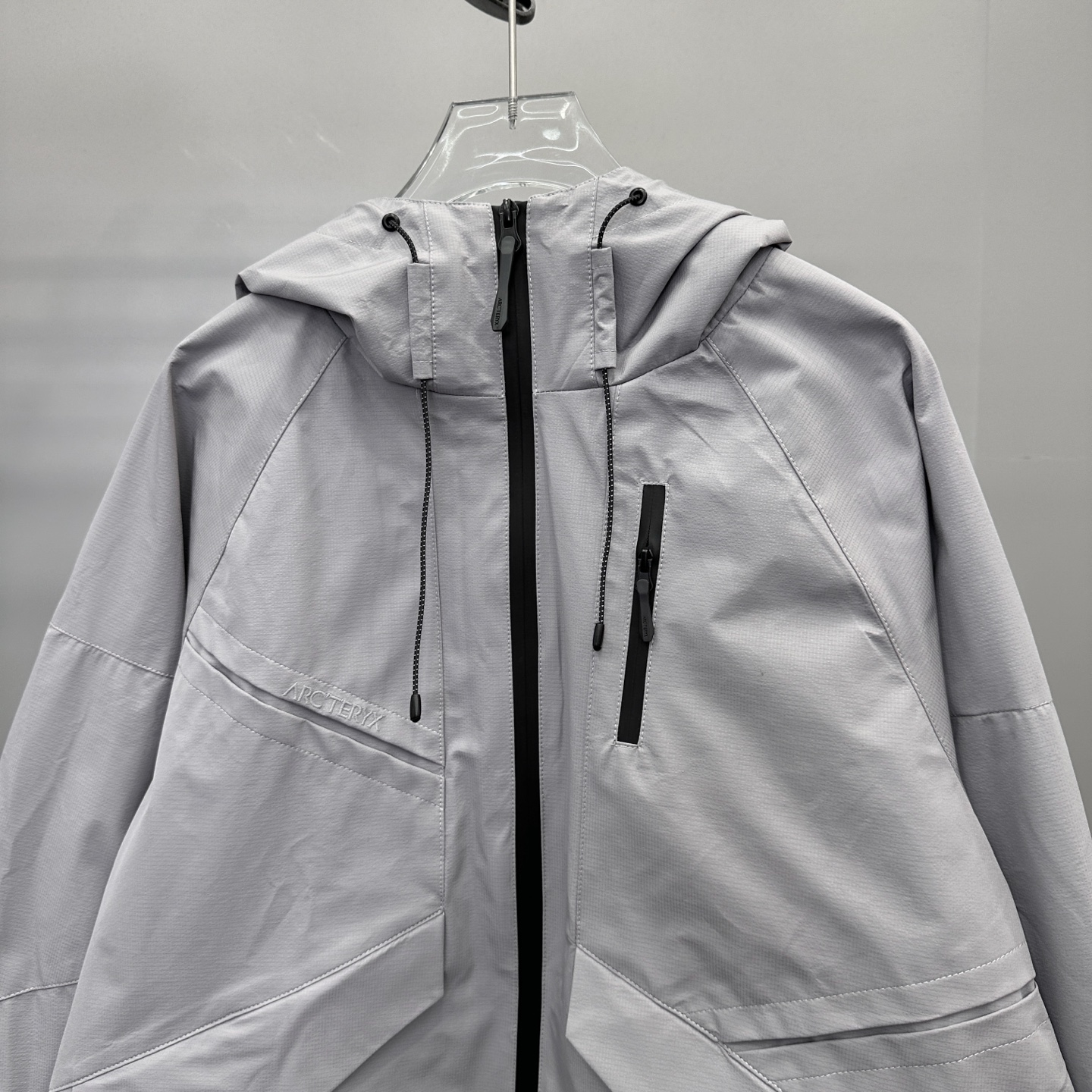 鸟 ｜ 新款硬壳休闲冲锋衣，经典刺绣标工艺，三防硬壳机能面料，功能性里布面料，时尚前卫，男女同款，尺码s