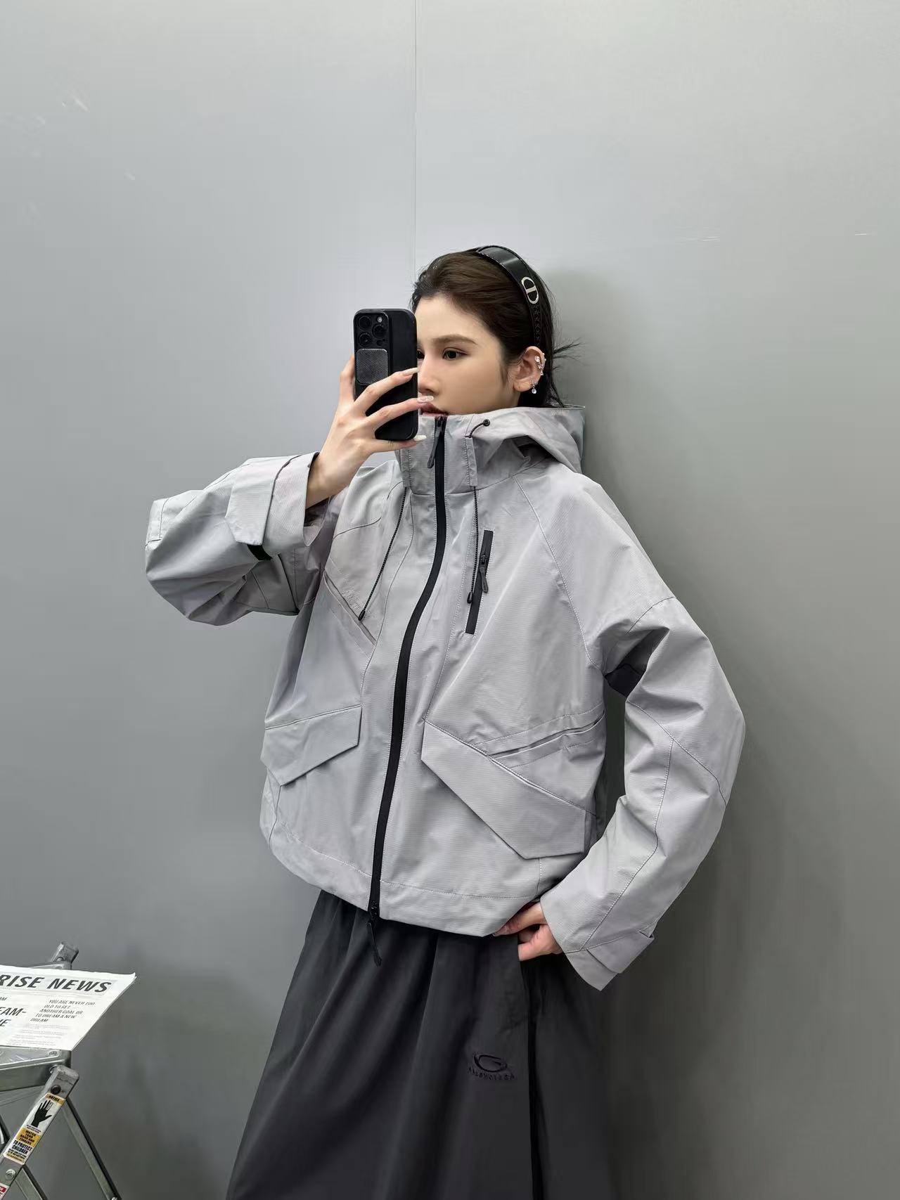 鸟 ｜ 新款硬壳休闲冲锋衣，经典刺绣标工艺，三防硬壳机能面料，功能性里布面料，时尚前卫，男女同款，尺码s