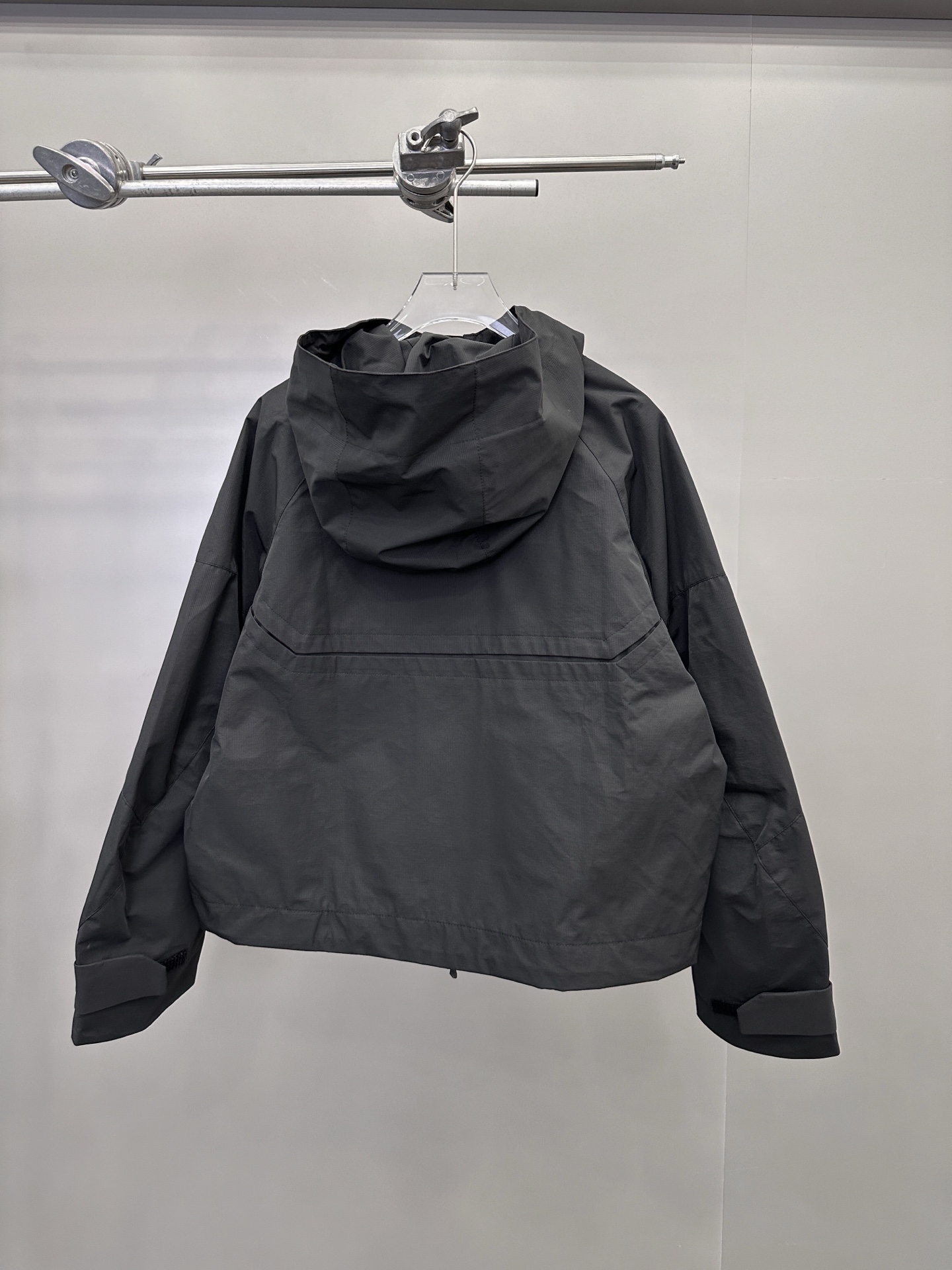 鸟 ｜ 新款硬壳休闲冲锋衣，经典刺绣标工艺，三防硬壳机能面料，功能性里布面料，时尚前卫，男女同款，尺码s